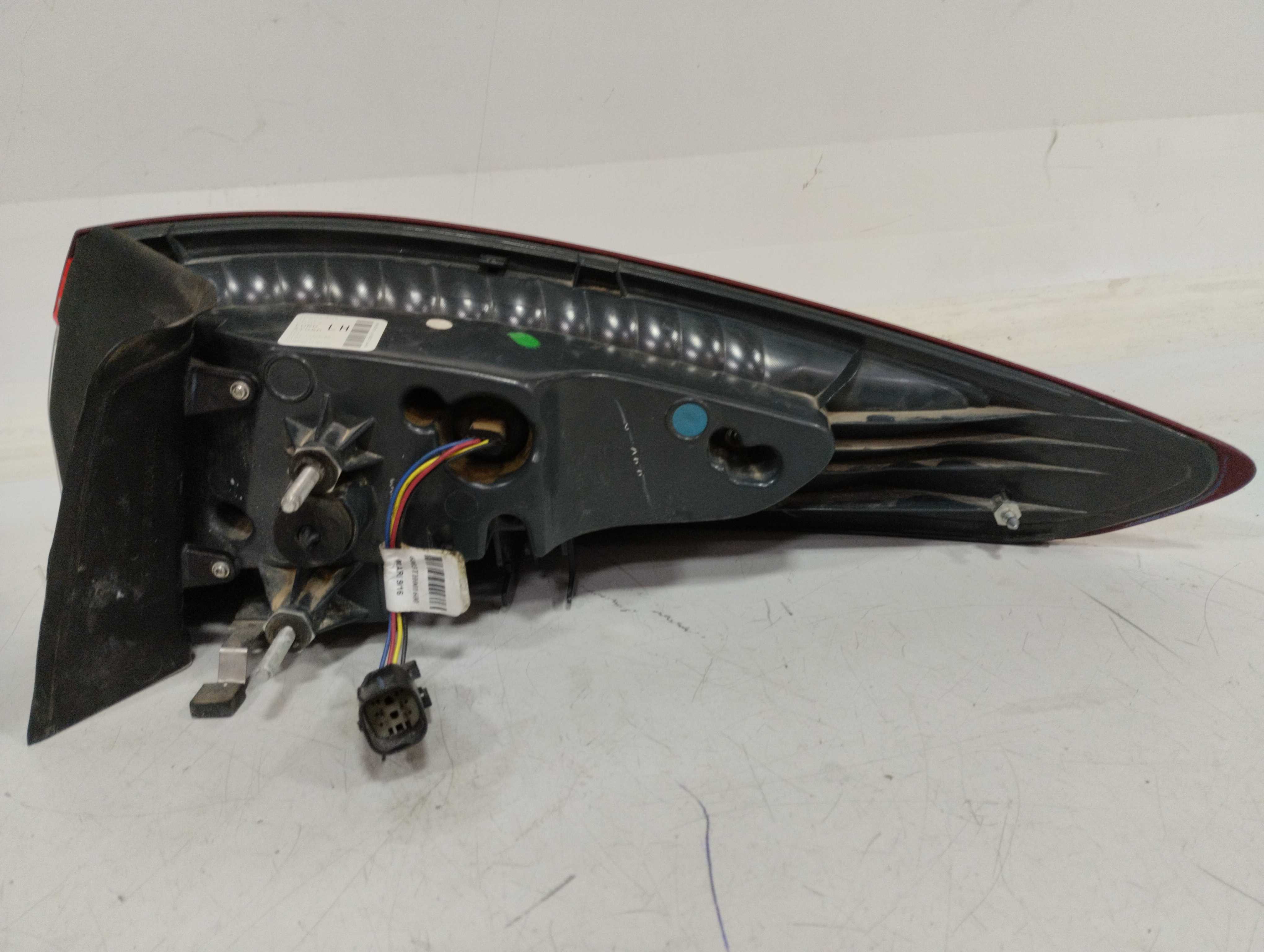 Lanterna traseira esquerda Ford Fusion 2013 a 2016 recuperad 3