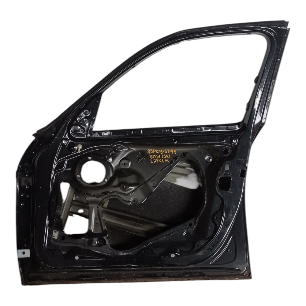 Porta Dianteira Direita Bmw 125i 2014 A 2021 Para Recuperar  Dianteira Direita Preto 6
