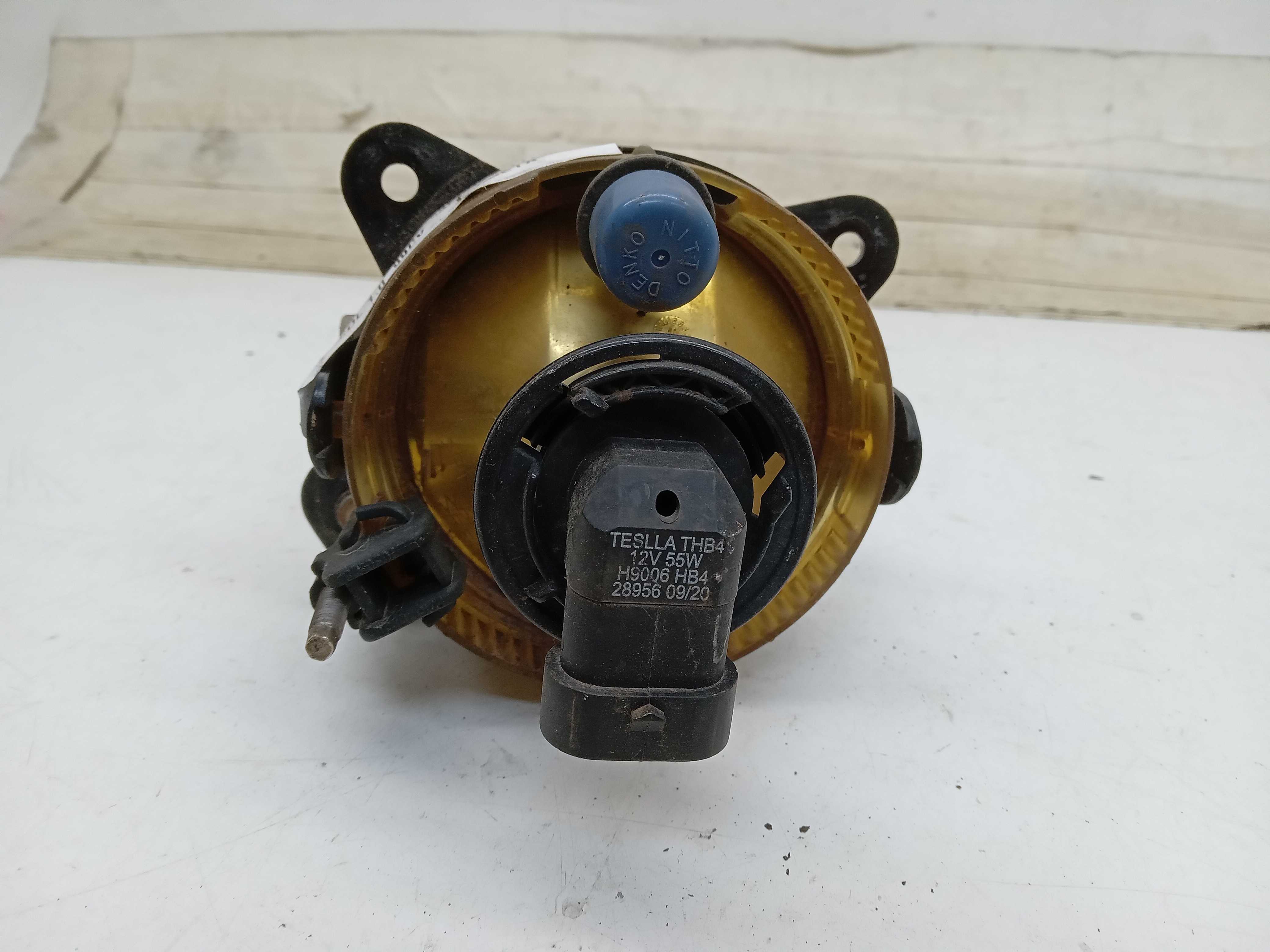 FAROL MILHA LD VW GOL FOX SAVEIRO VOYAGE 2012 1