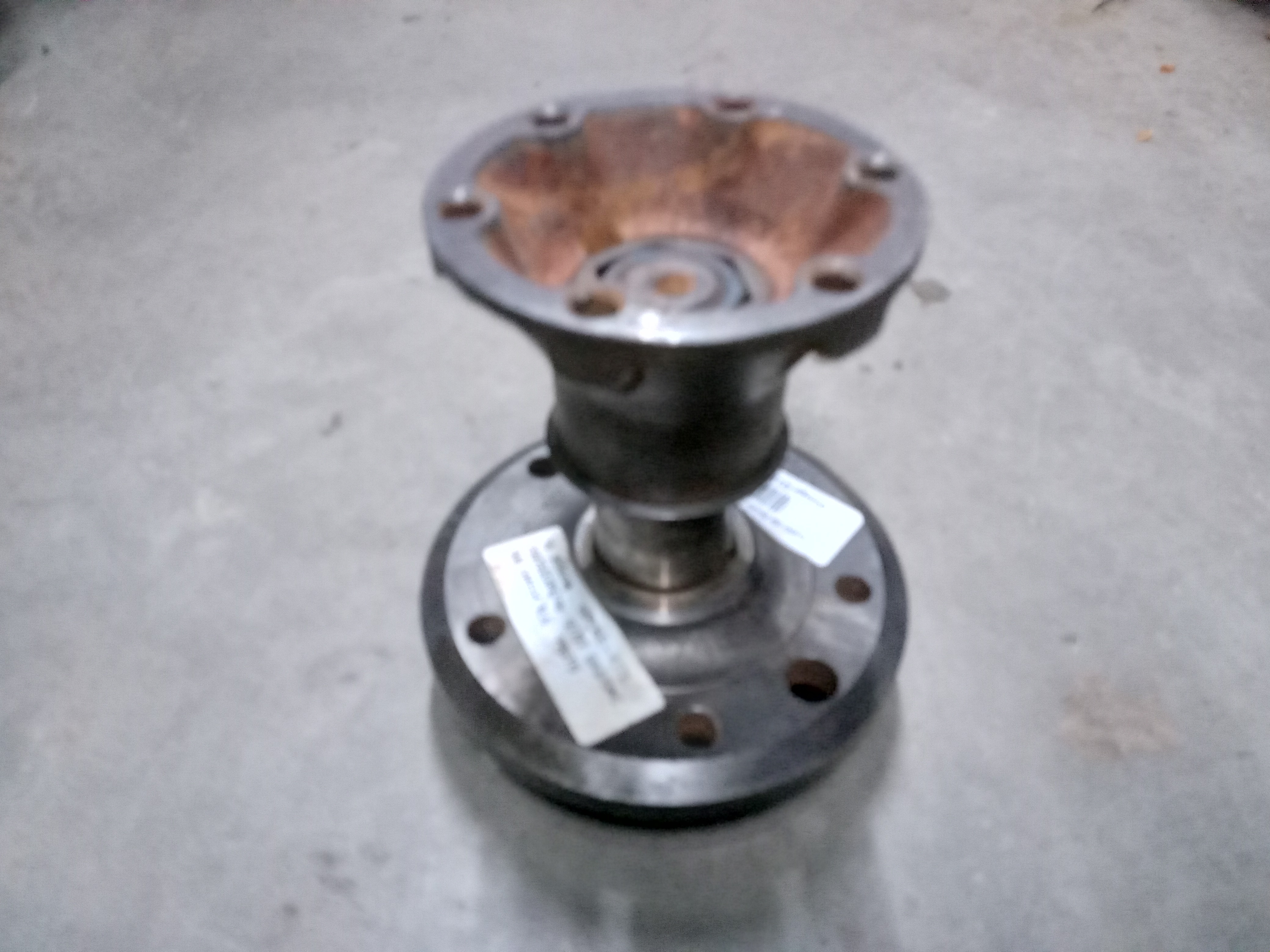 Cubo Roda traseiro omega gls 1997 2