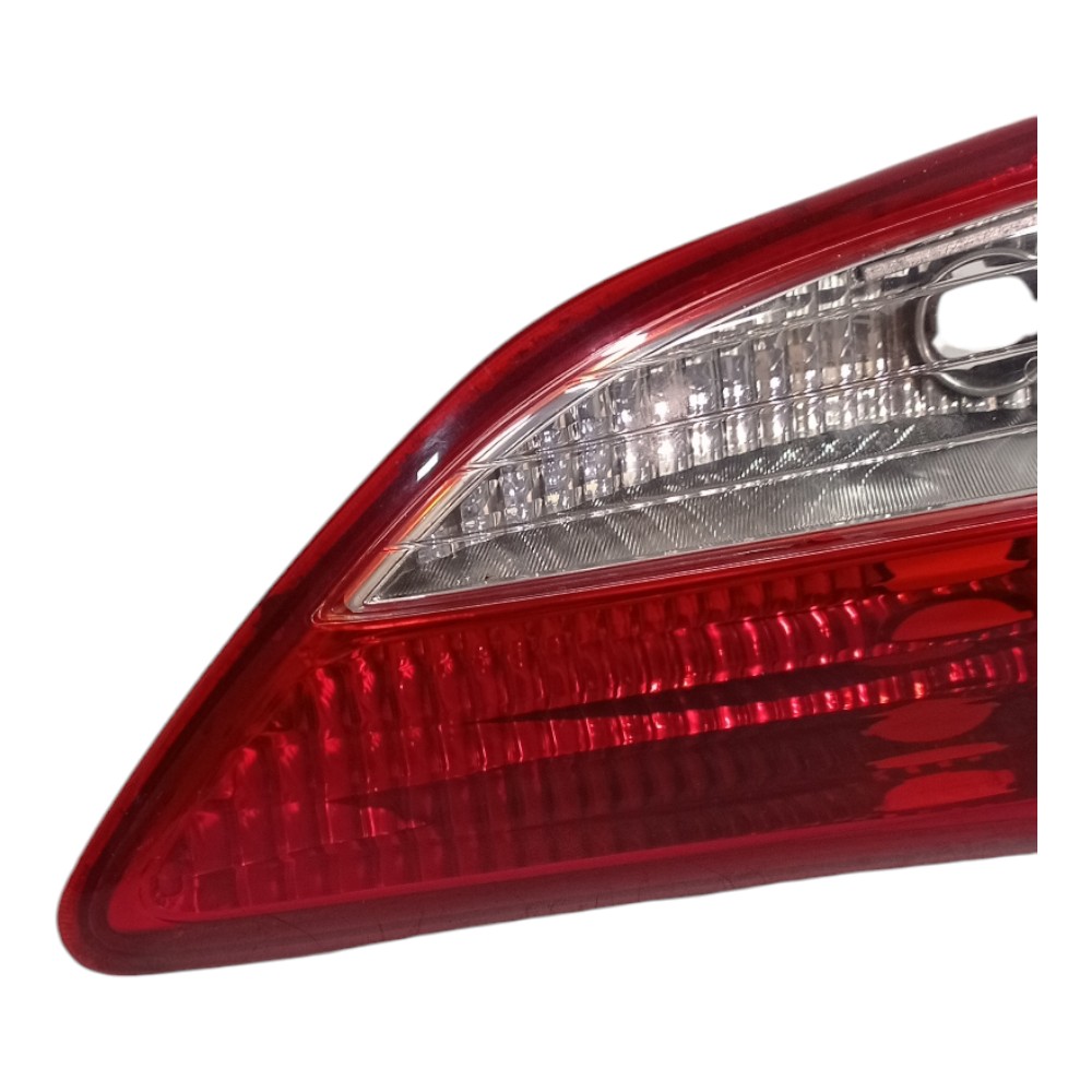 Lanterna Tampa Traseira Direita Hyundai Hb20 Hatch 2013 A 19 Direito/passageiro Xxxx 3