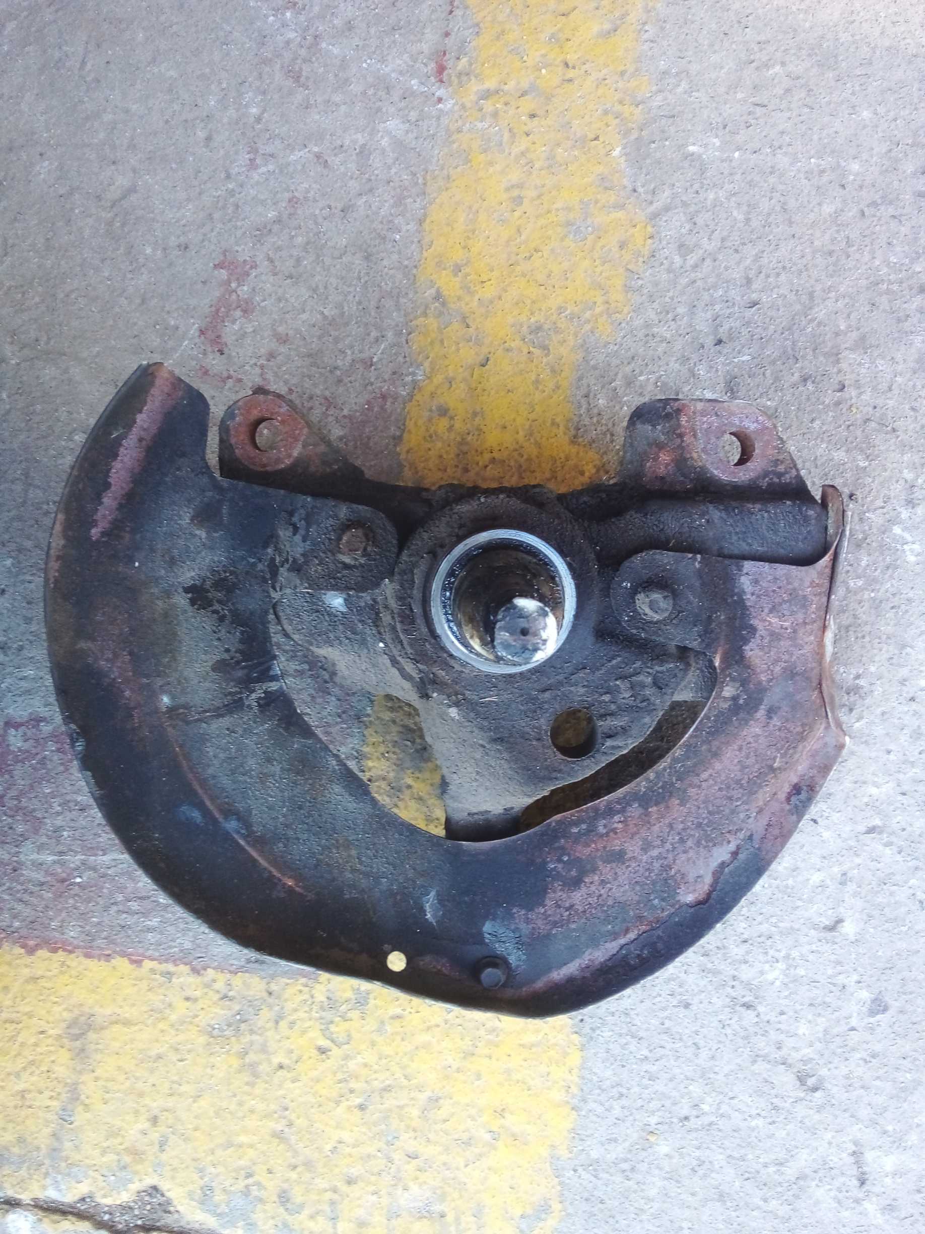 CUBO MONTANTE DIANTEIRO ESQUERDO FORD RANGER 1995
