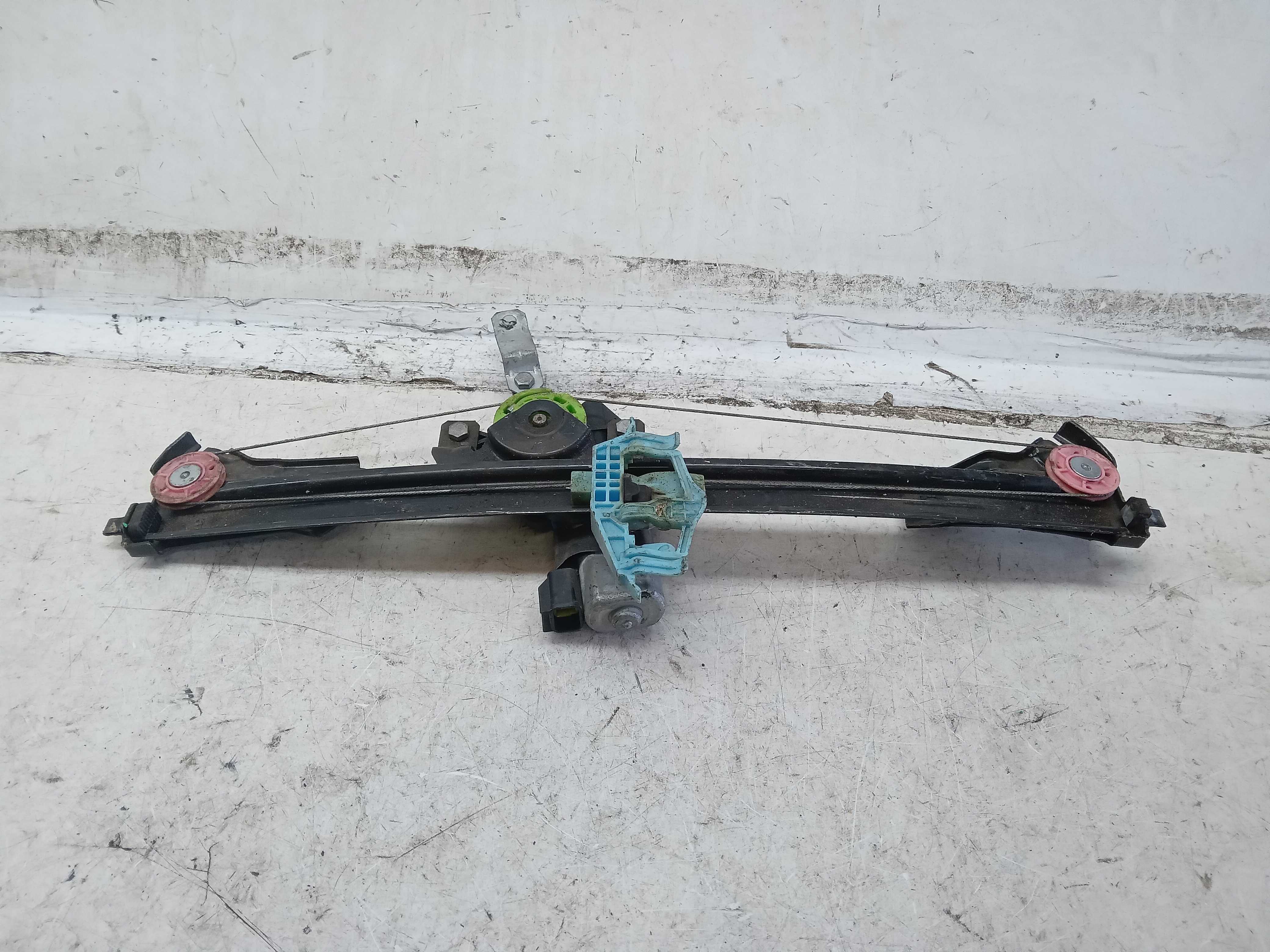 MAQUINA VIDRO ELETRICO DIANTEIRO LE FIAT GRAND SIENA 2