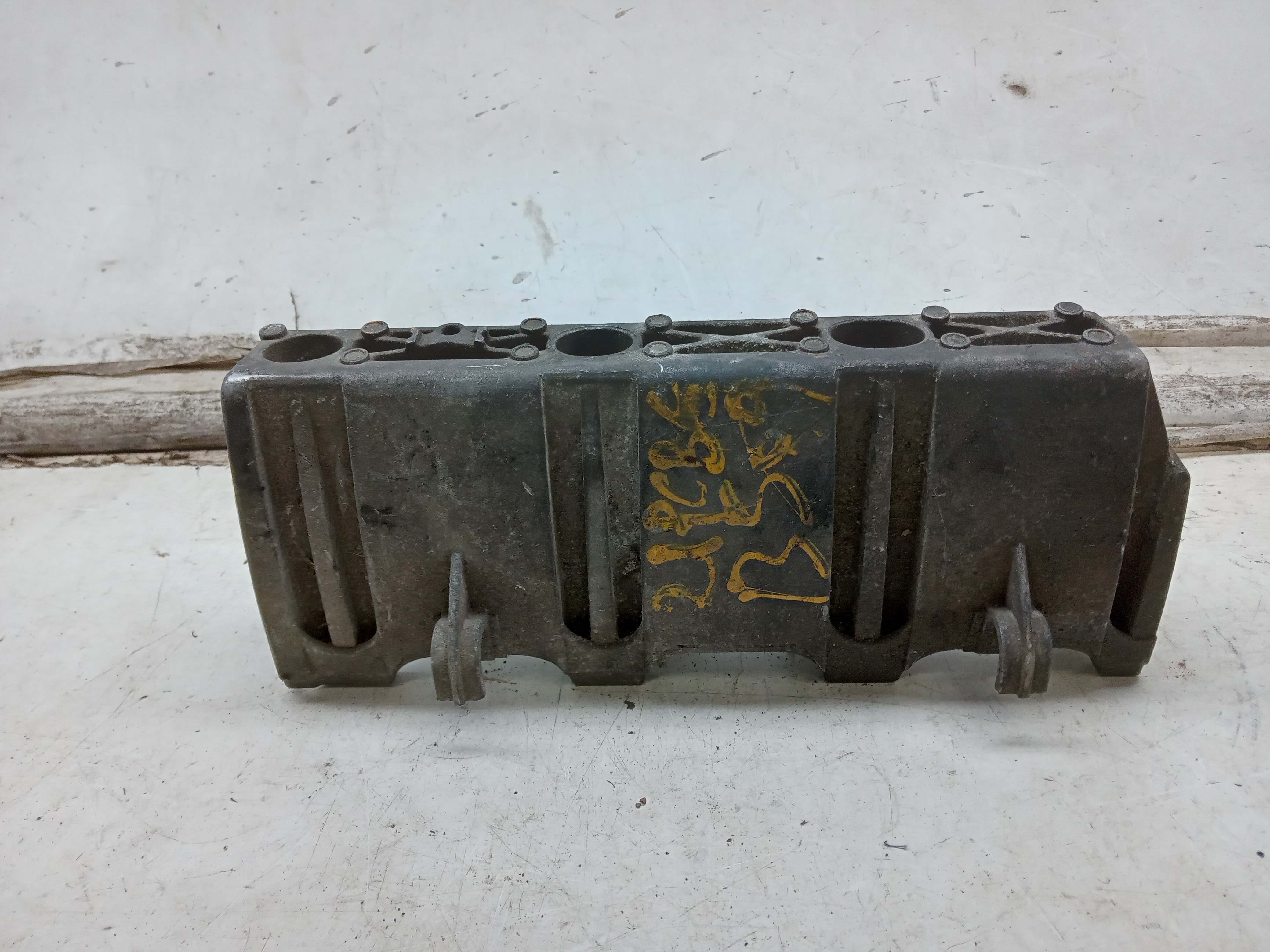 SUPORTE FILTRO AR RENAULT SCENIC 2003 2
