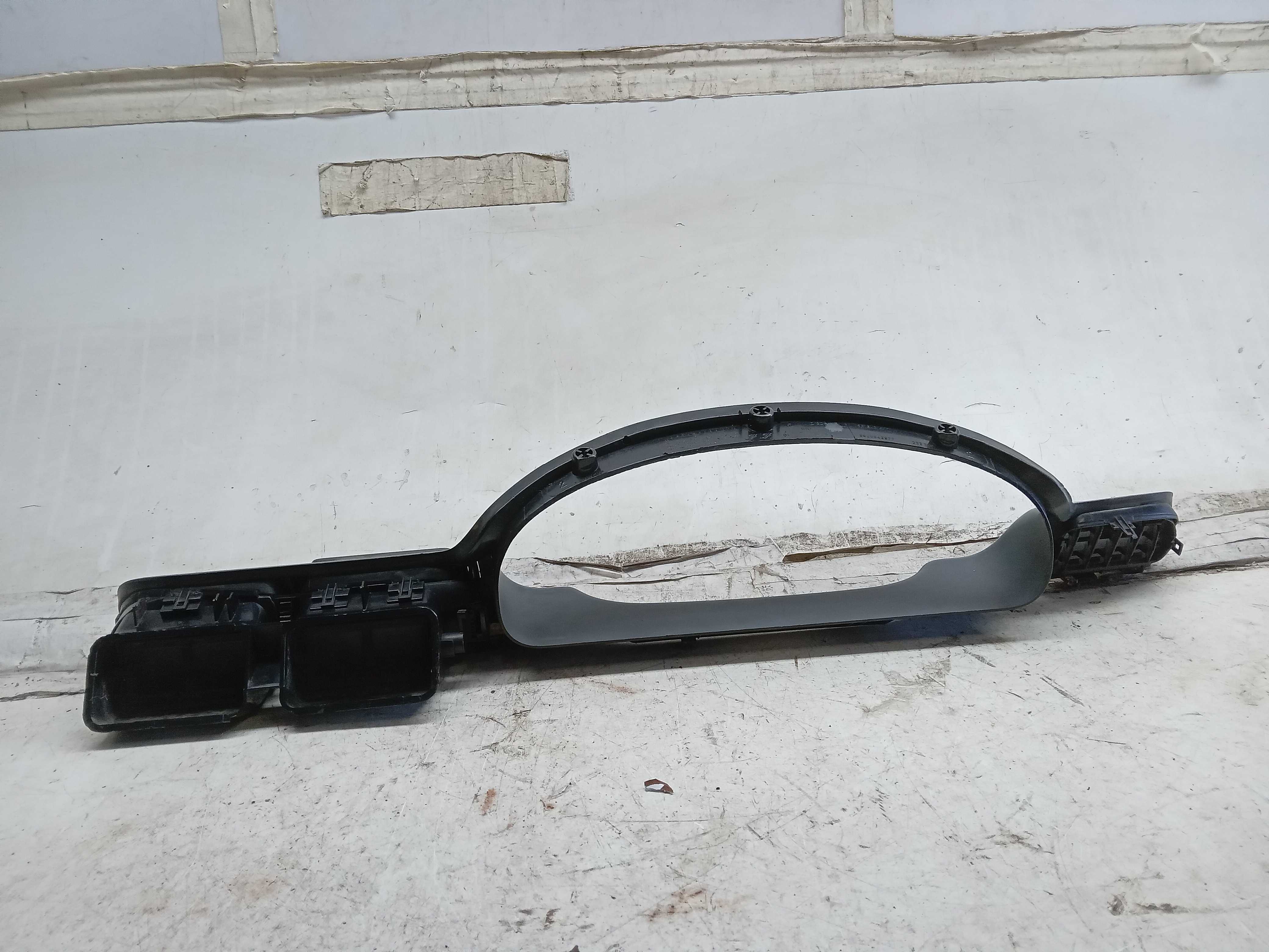 MOLDURA PAINEL INSTRUMENTOS COM DIFUSOR AR PEUGEOT 406 1999 2