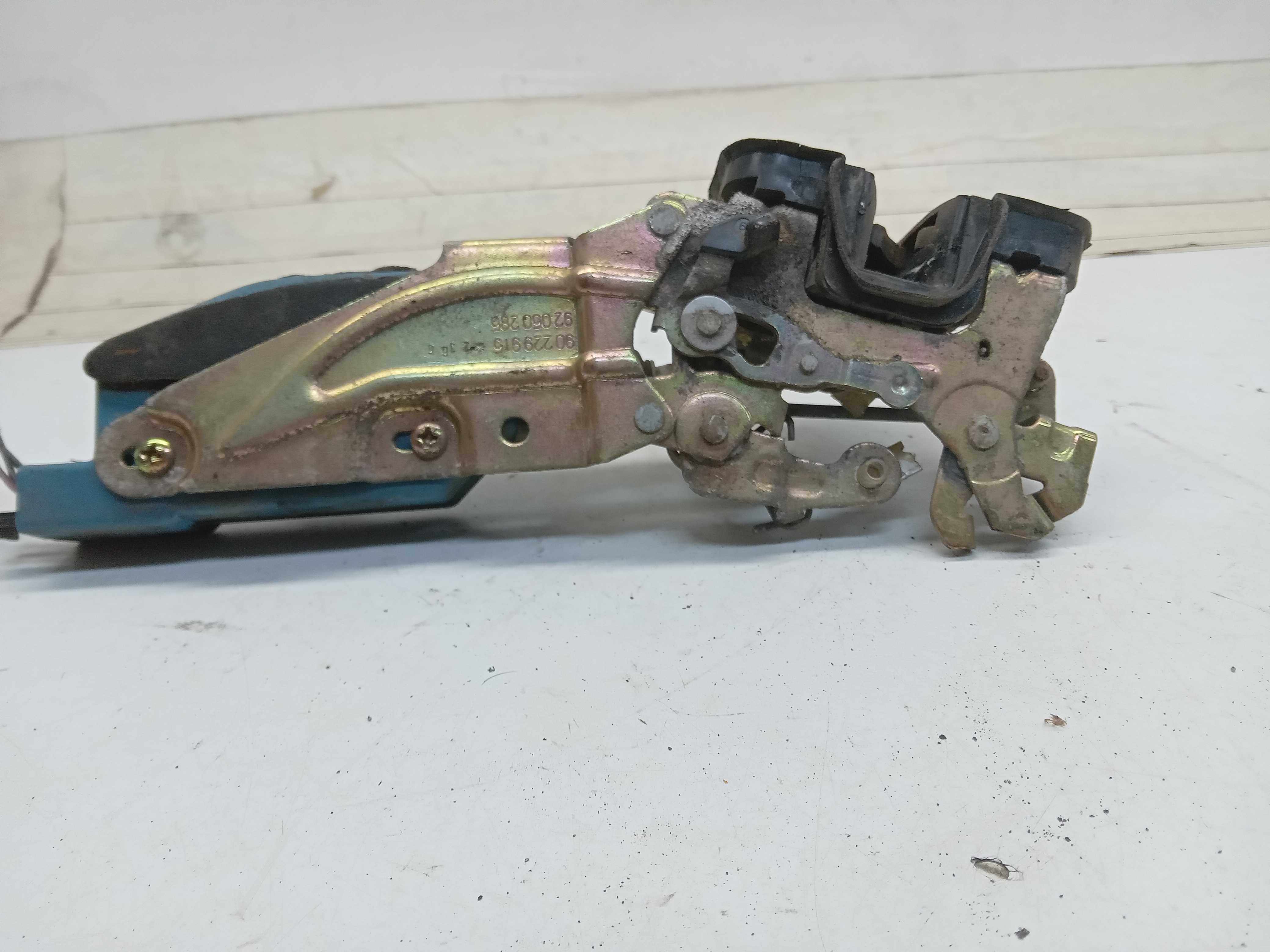 FECHADURA PORTA TRASEIRA LE GM OMEGA 1997 2