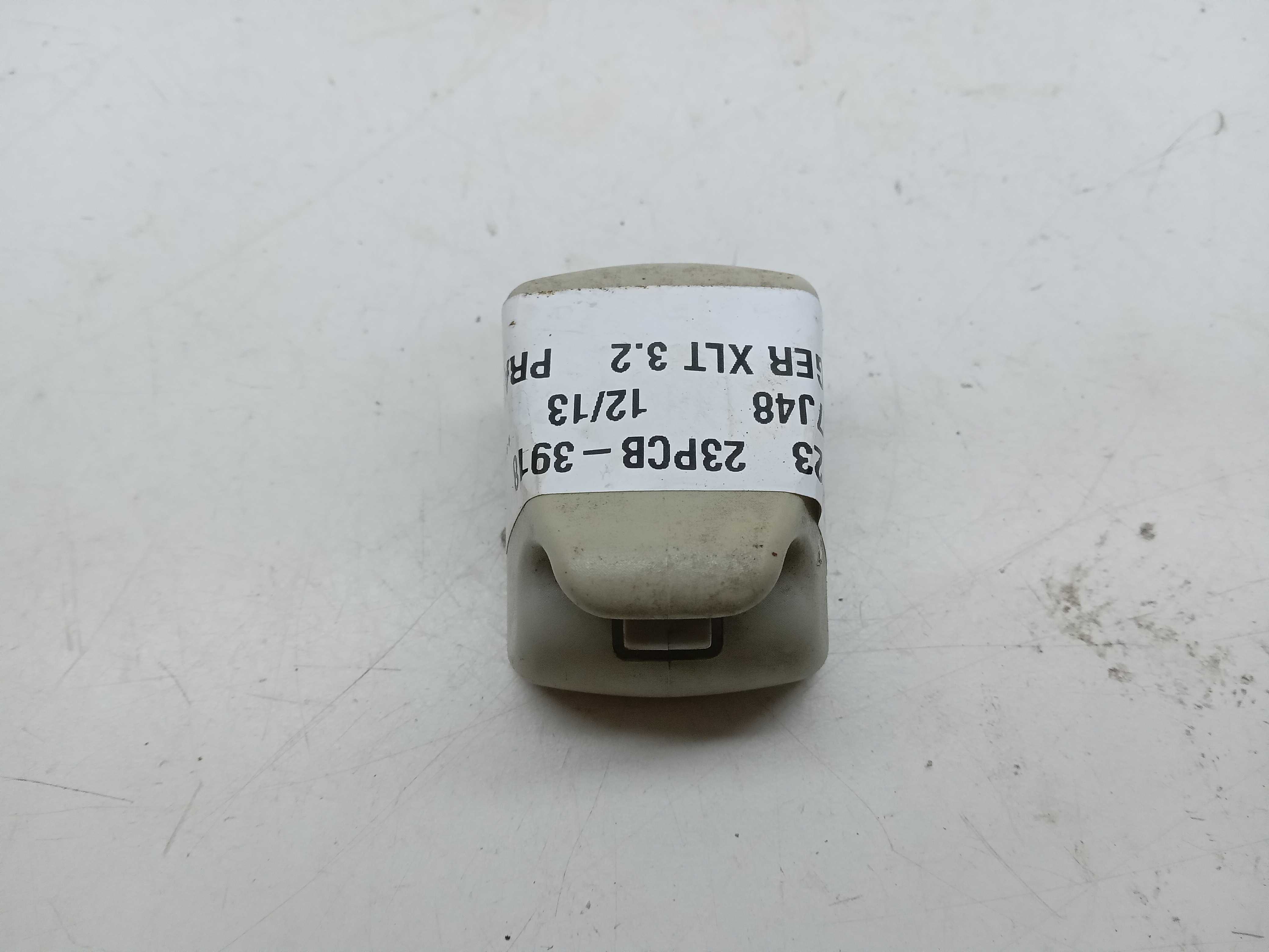 TRAVA PRESILHA QUEBRA SOL FORD RANGER 2013