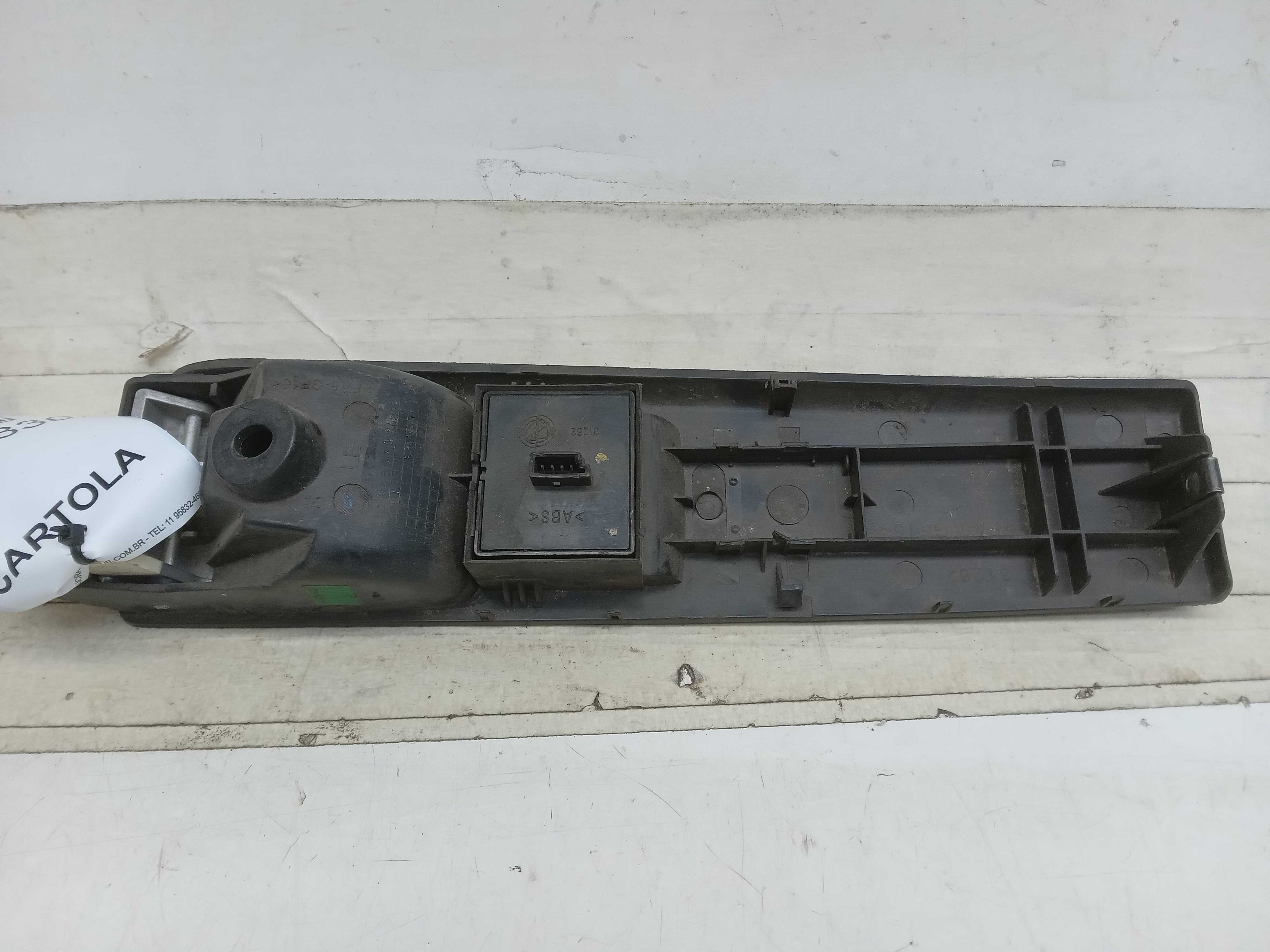 MOLDURA COMANDO BOTAO VIDRO TRASEIRO LE FIAT IDEA 2004 2