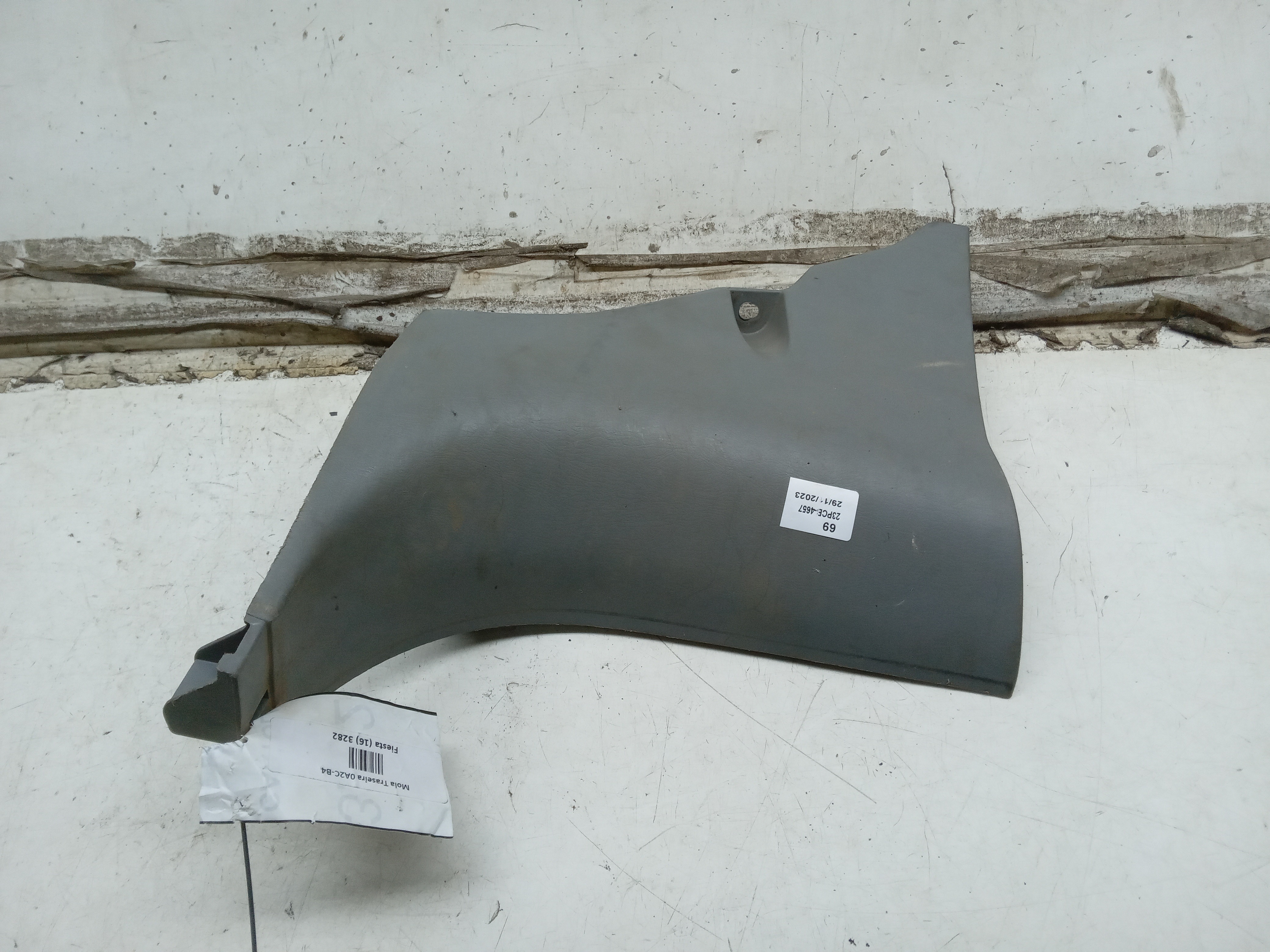 MOLDURA ACABAMENTO COLUNA SOLEIRA LD TOYOTA HILUX 2010 1