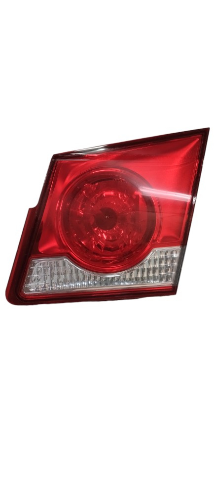 Lanterna Traseiro Direito Tampa Sedan Gm Cruze 2011 A 2014