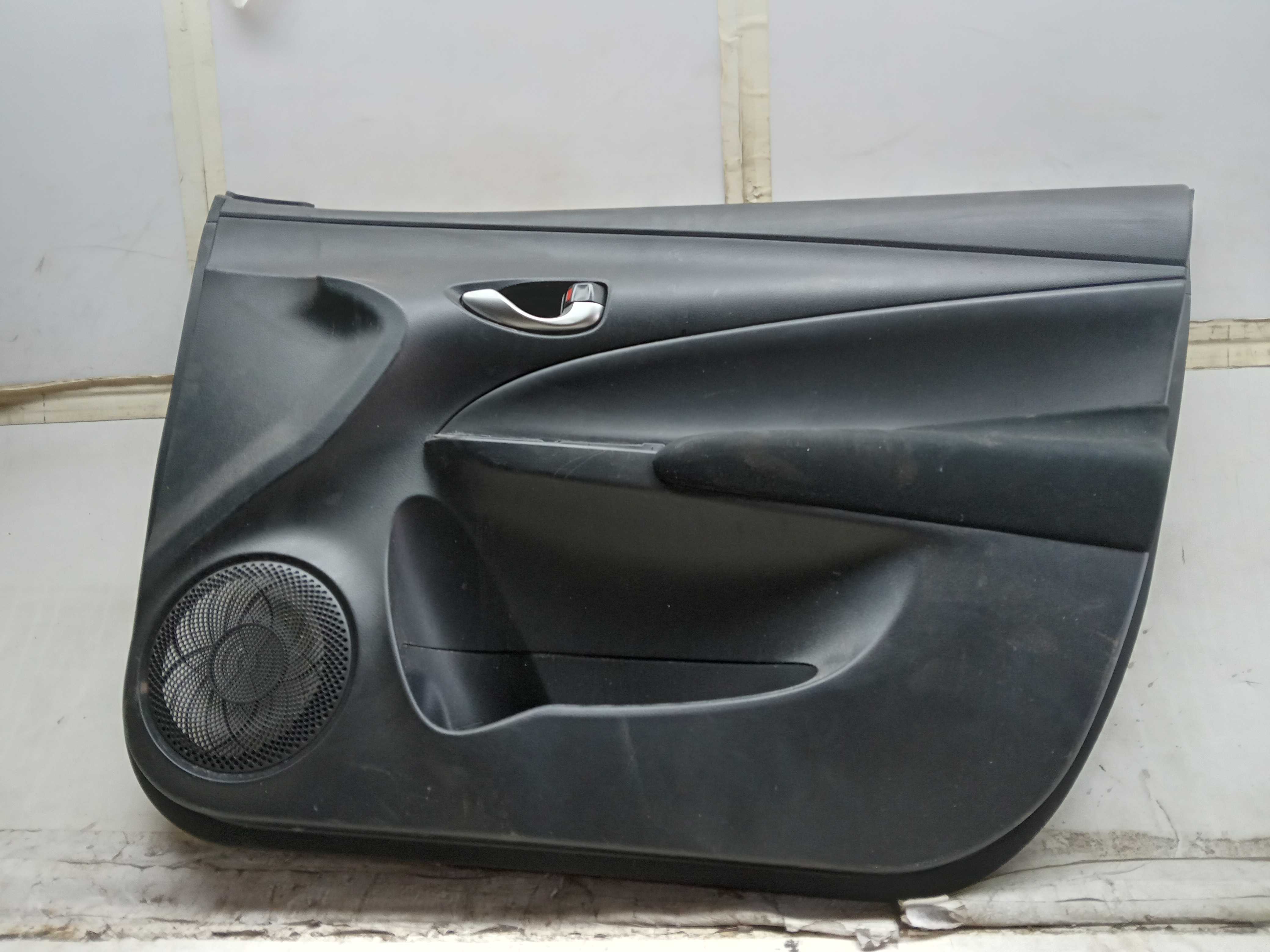 FORRO PORTA DIANTEIRO LD TOYOTA YARIS 2020 1