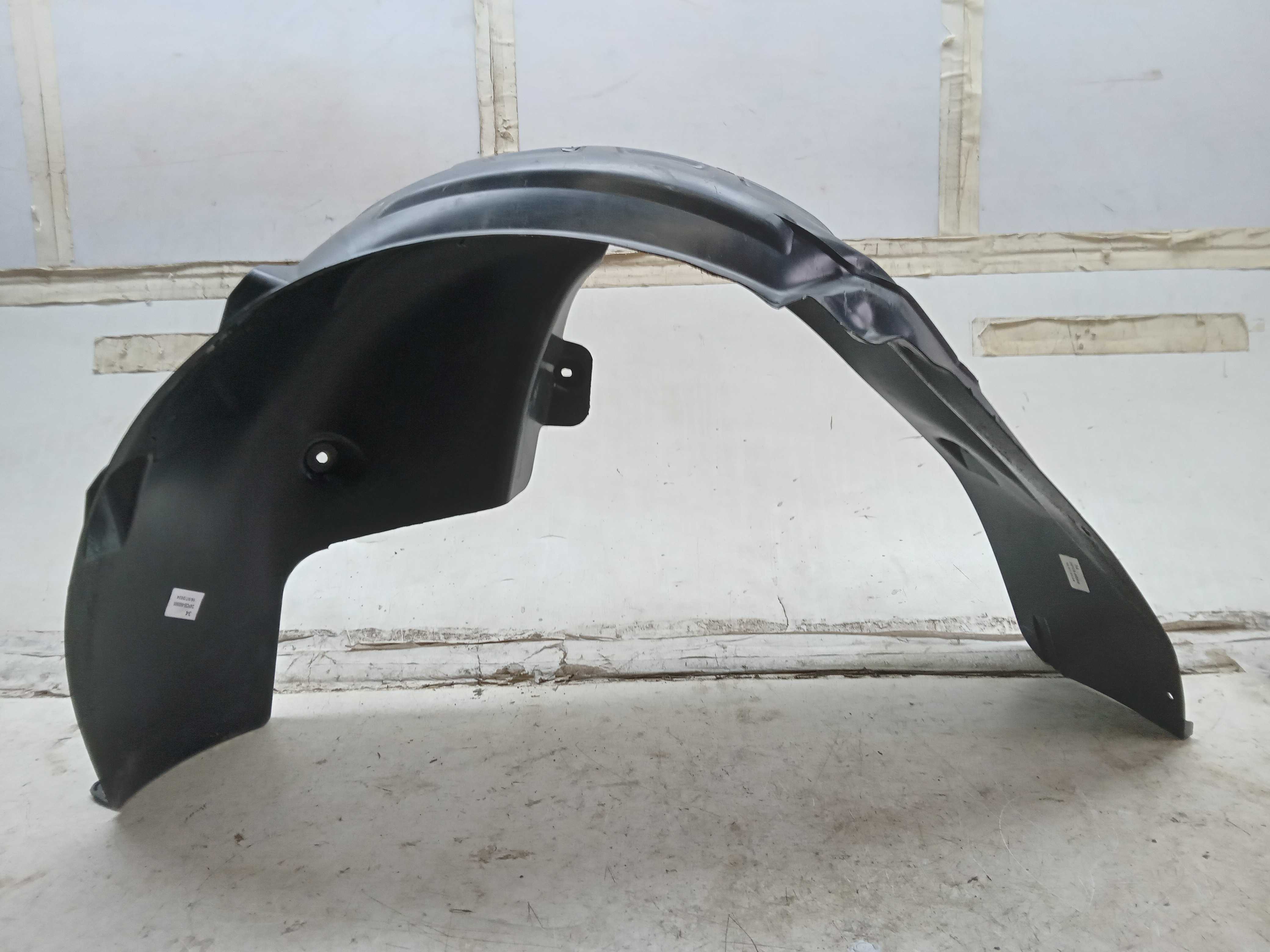 PARABARRO TRASEIRO LE GM ONIX 2023 2