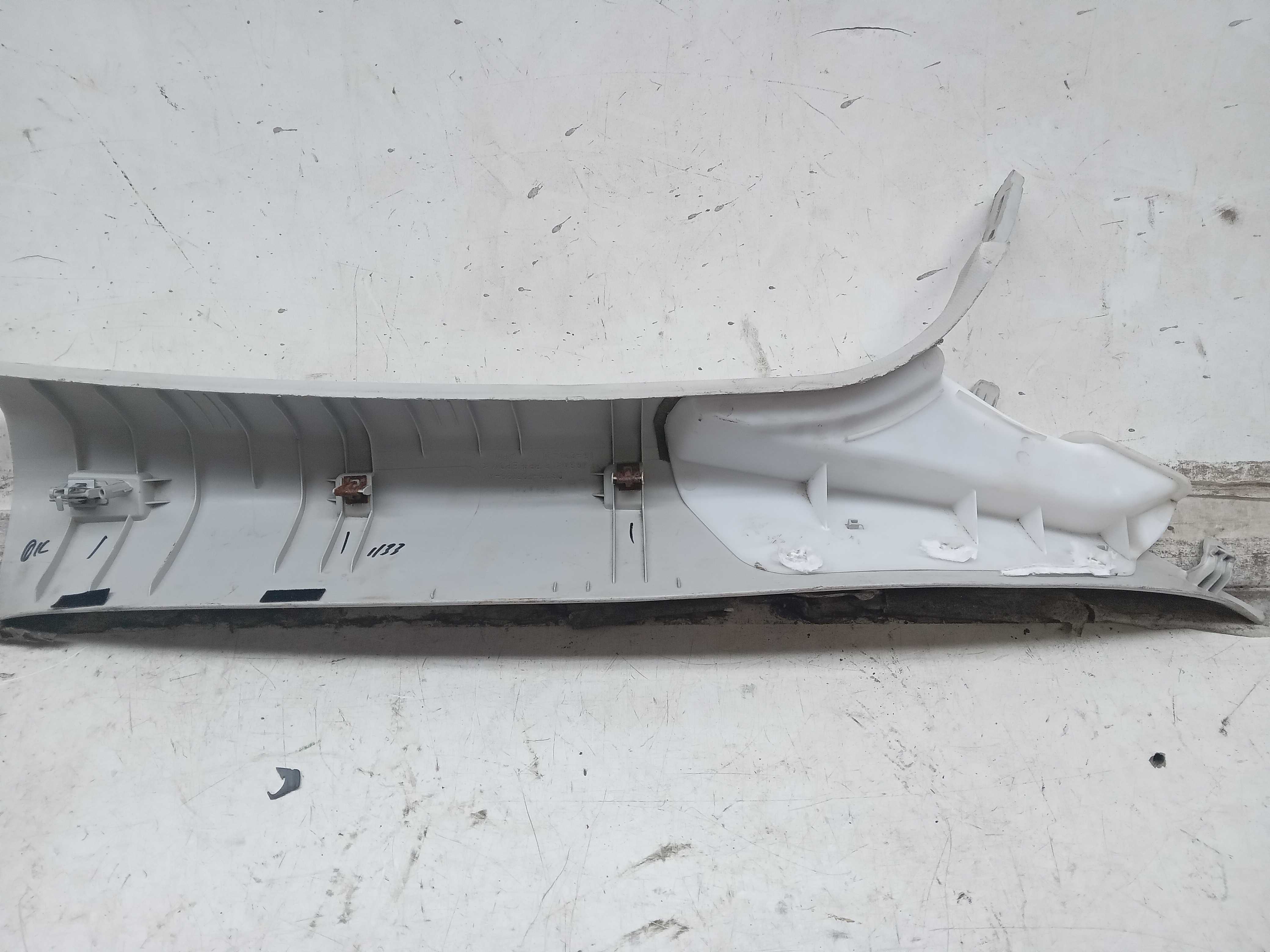 MOLDURA ACABAMENTO COLUNA PARABRISA LE FORD FUSION 2014 2