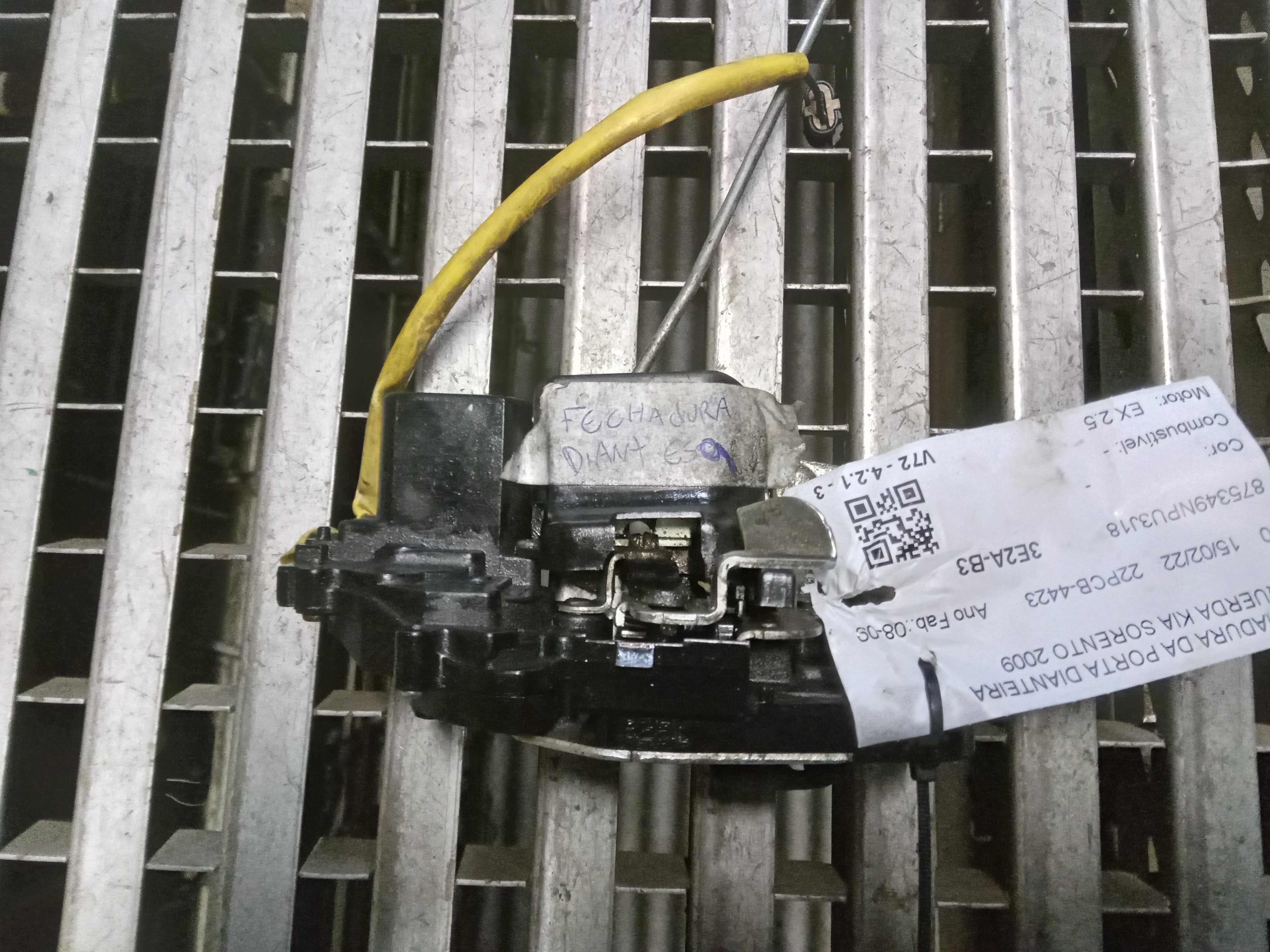 FECHADURA PORTA DIANTEIRA ESQUERDA KIA SORENTO 2009 2