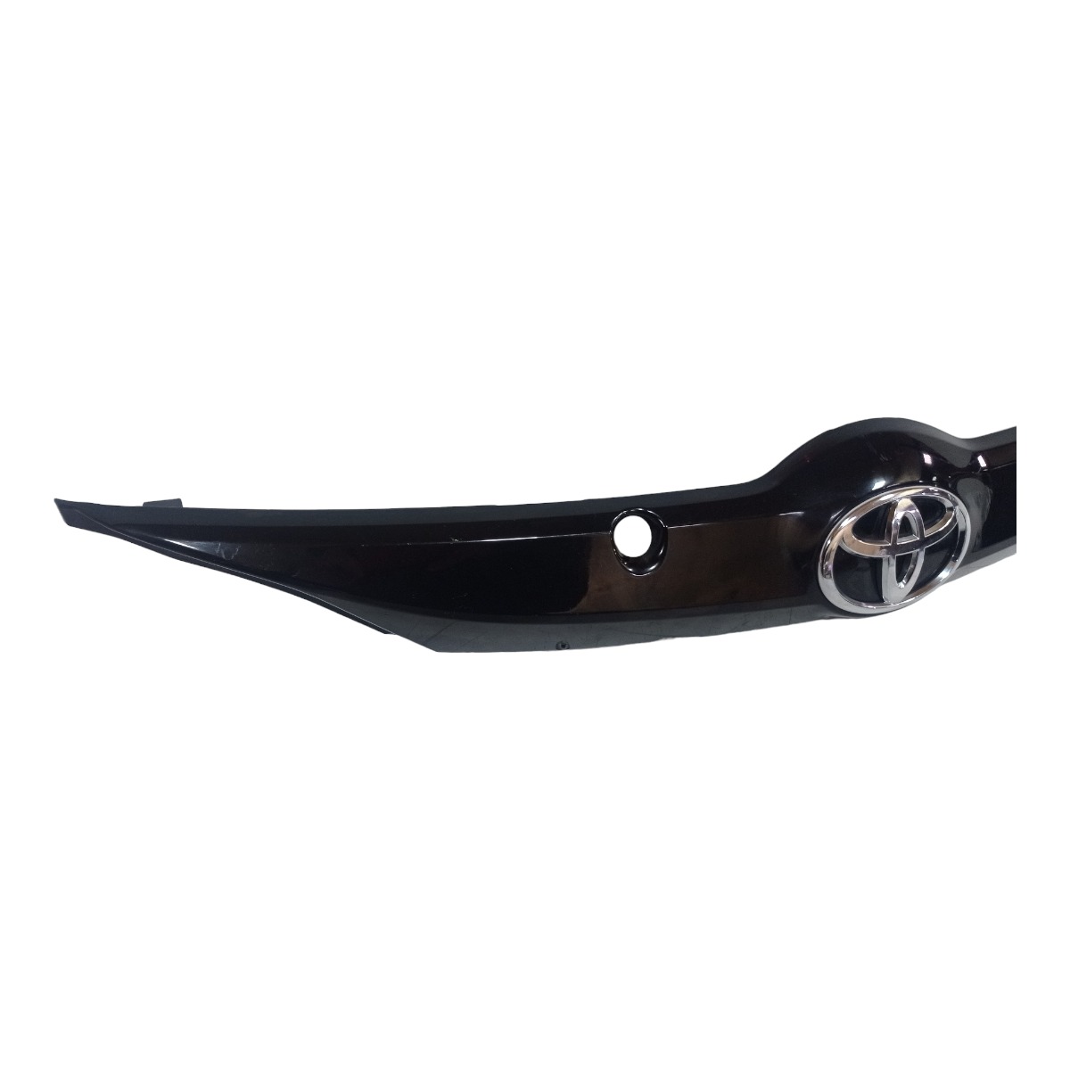 Moldura Da Tampa Traseira Porta Malas Yaris Hatch 2019 2023 2