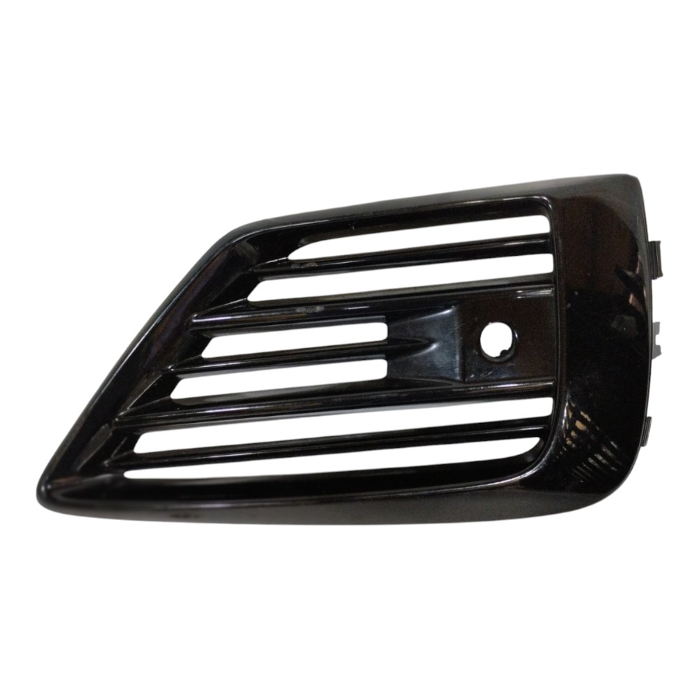 Moldura Farol Milha Parachoque Diant Direito Volvo Xc60 2020 Preto Direito 2