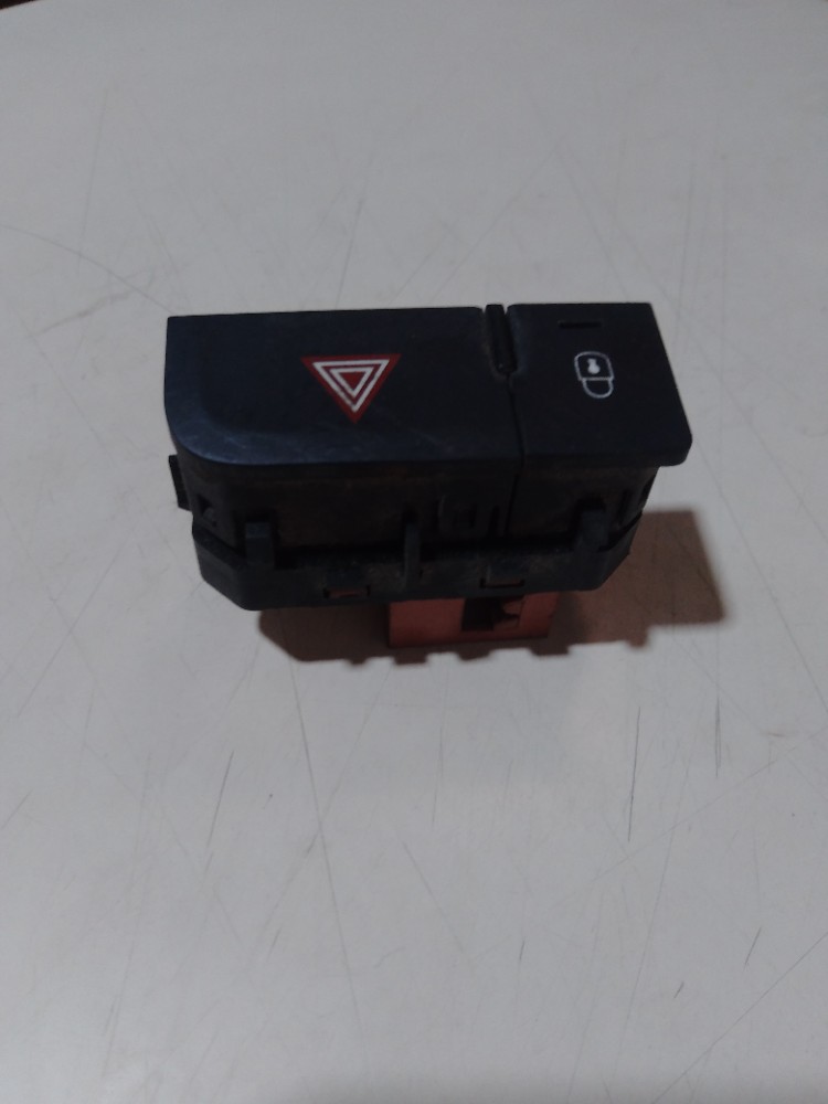Botão pisca alerta trava da porta citroën C3 2013 a 2021