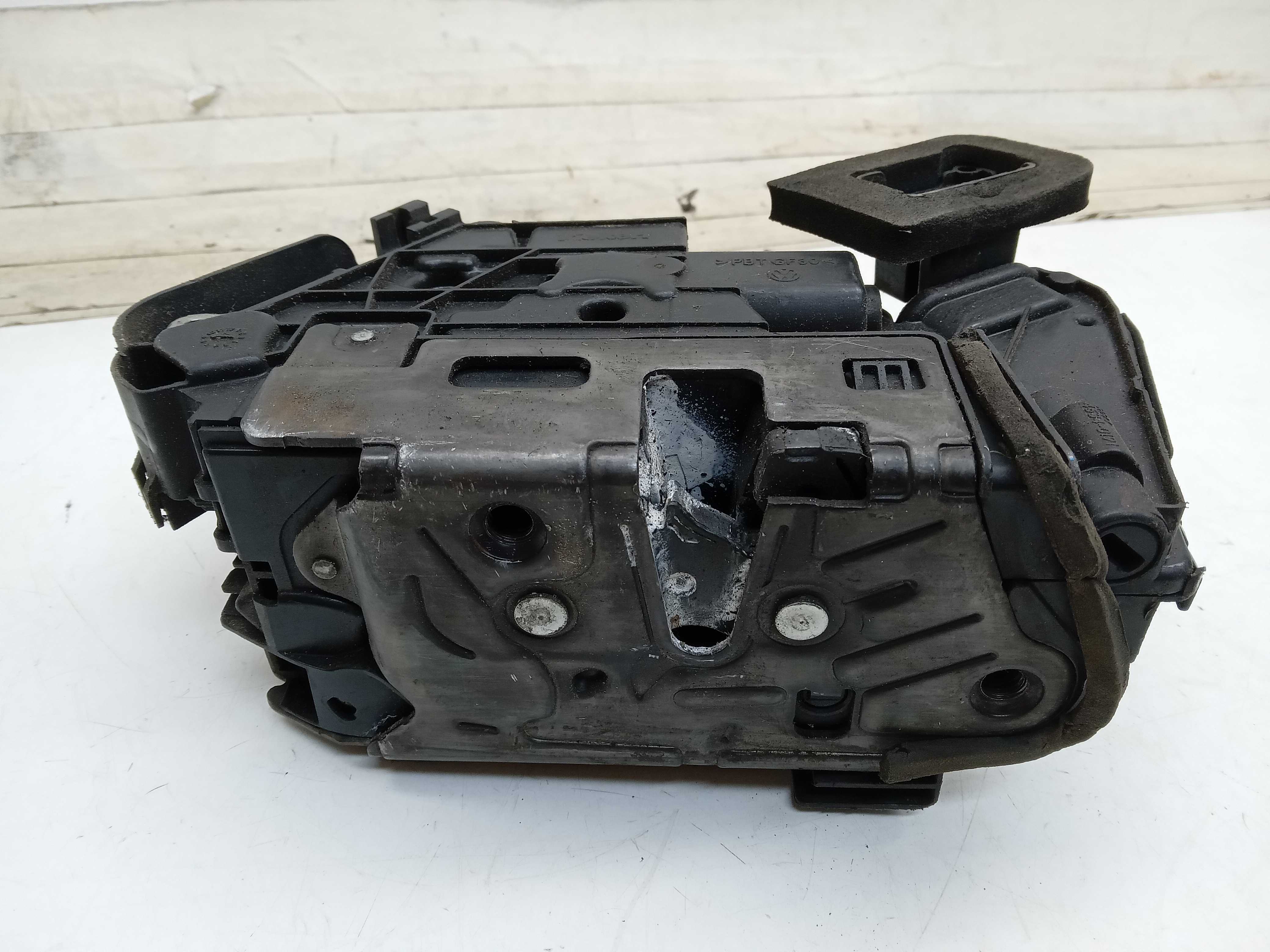 FECHADURA PORTA TRASEIRA LD  VW TCROSS VIRTUS 2019 2