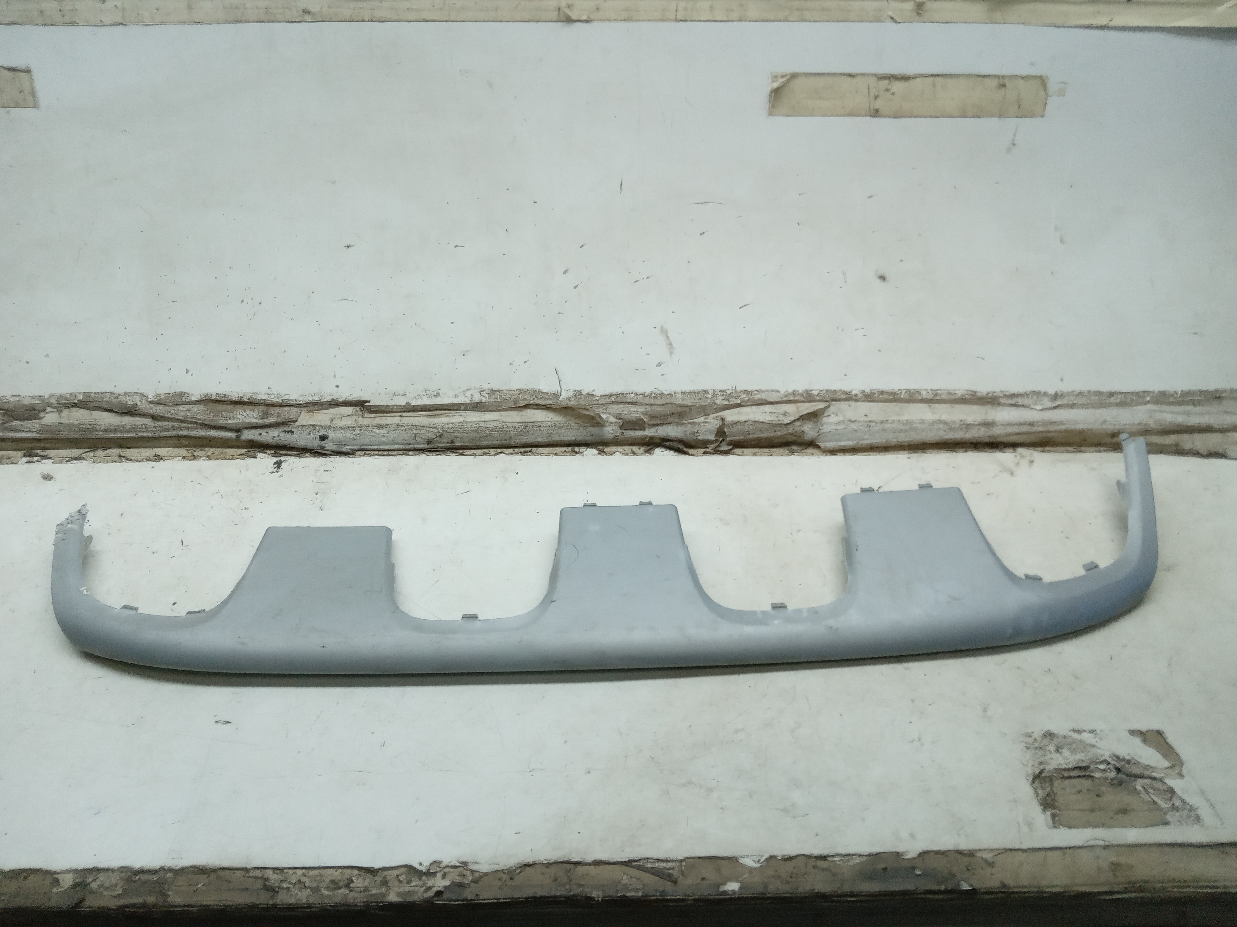 MOLDURA INFERIOR SPOILER PARACHOQUE DIANTEIRO VW TAOS 2022