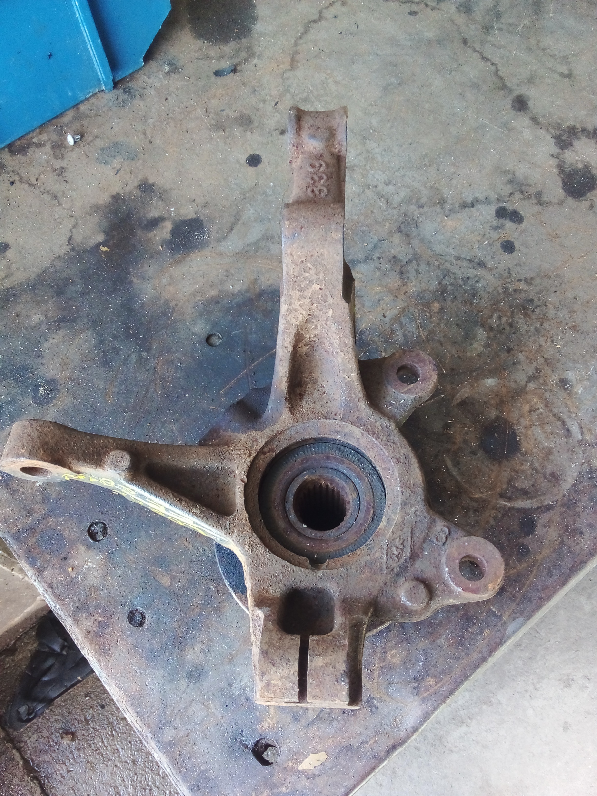 CUBO MONTANTE DIANTEIRO ESQUERDO RENAULT LOGAN 2019 3