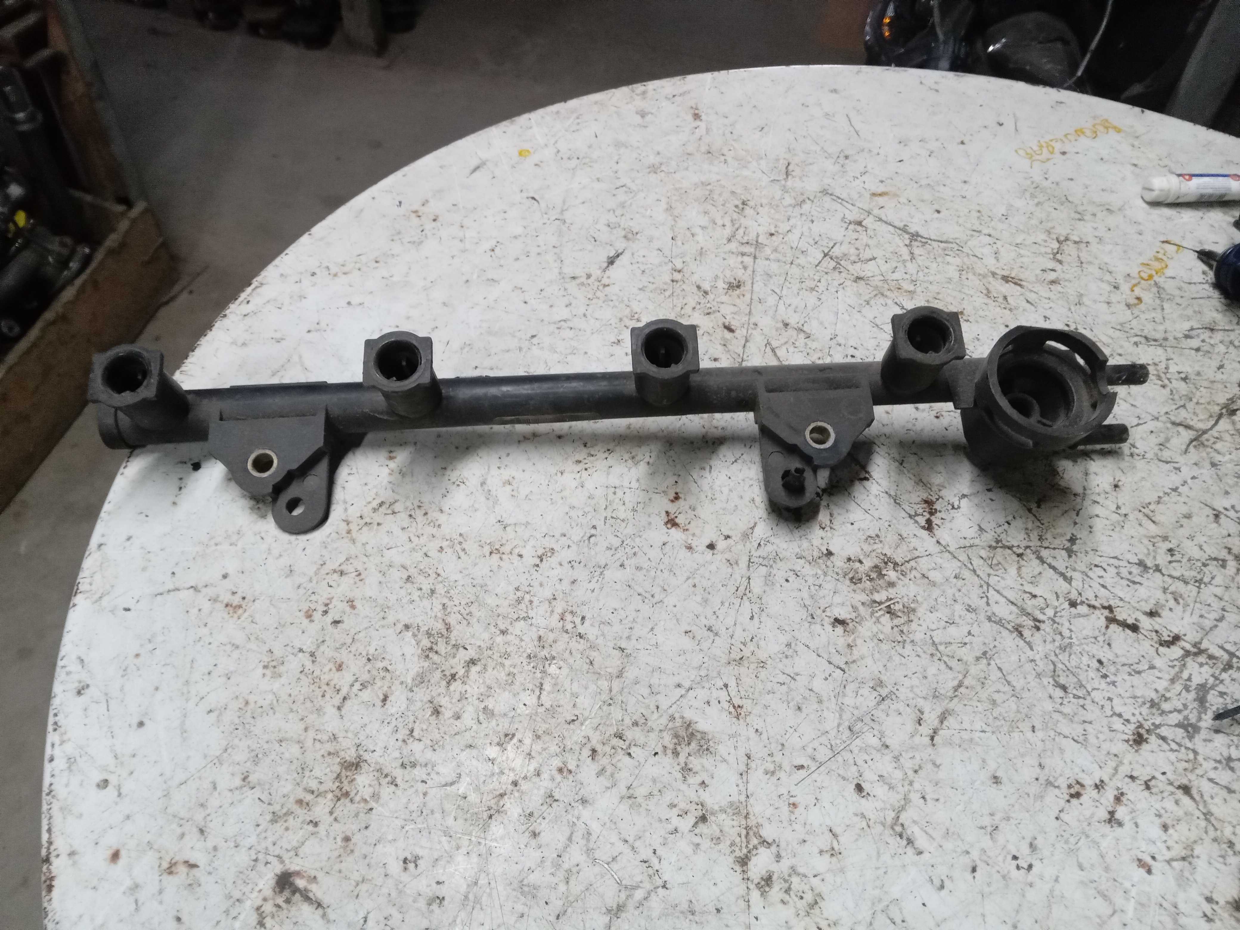 FLAUTA BICO INJETOR FORD FIESTA OU FORD KA OU FORD ECOSPORT 3