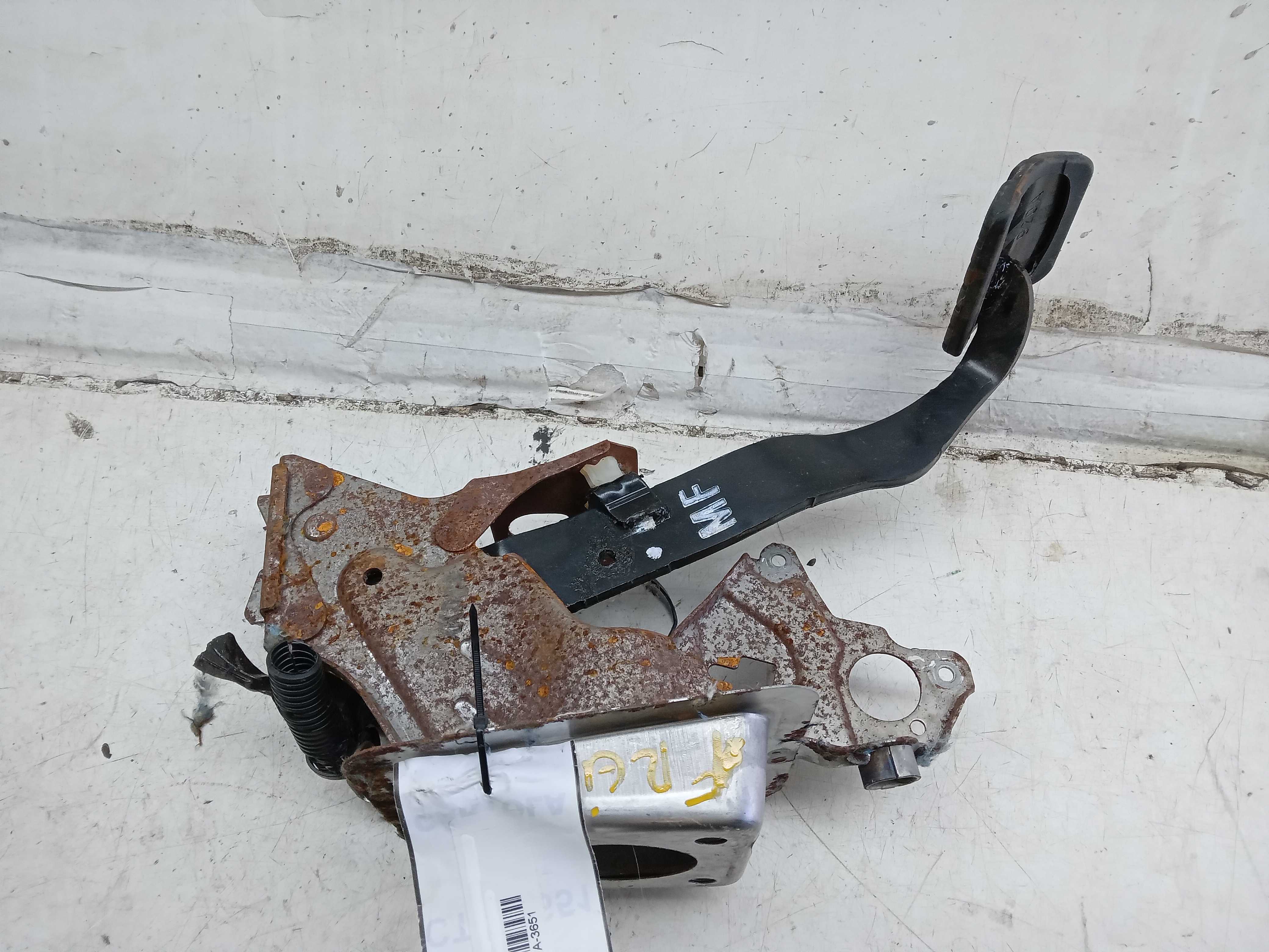 PEDAL FREIO NISSAN KICKS 2018 2