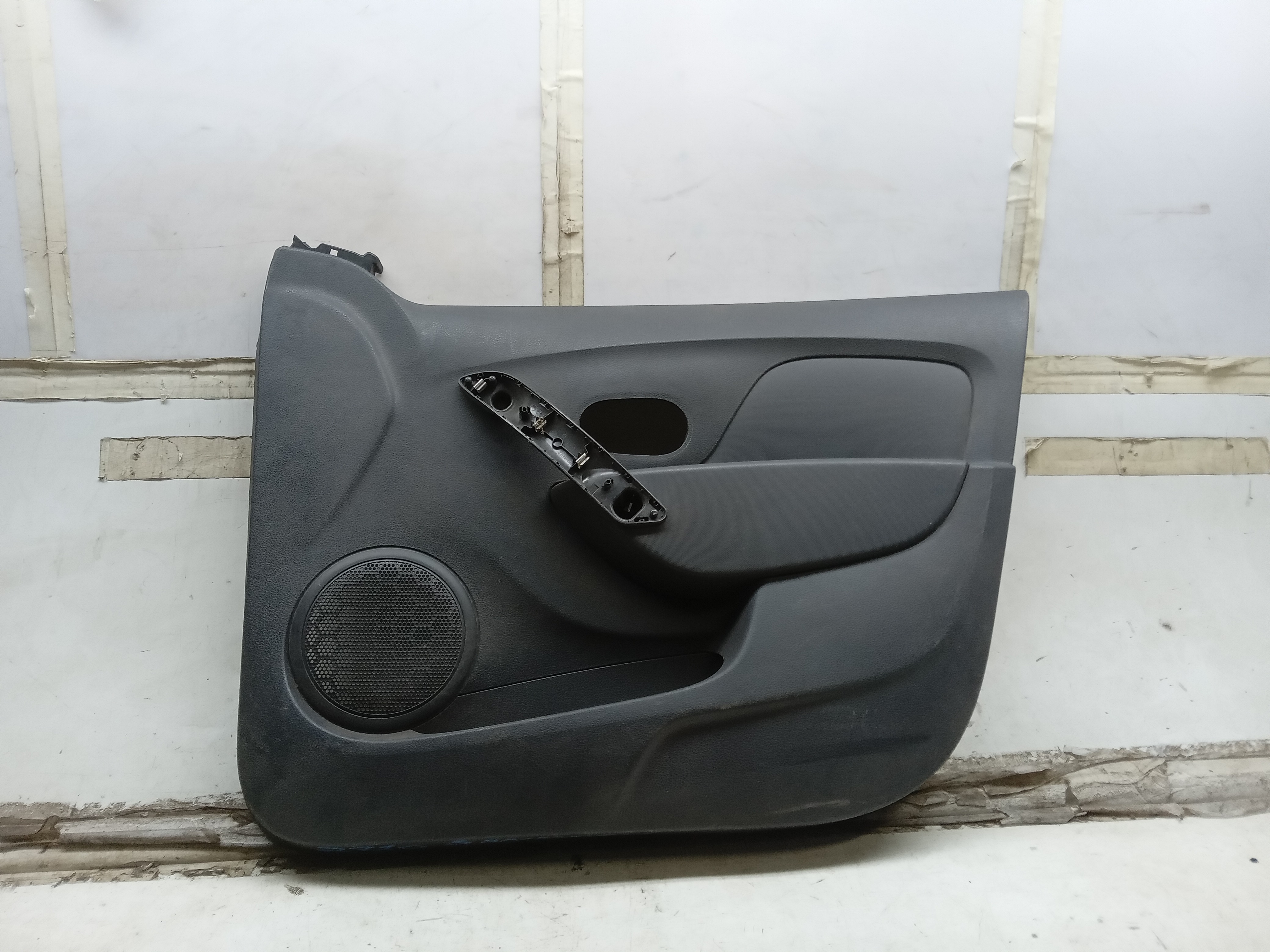 FORRO PORTA DIANTEIRO LD RENAULT SANDERO 2016 1
