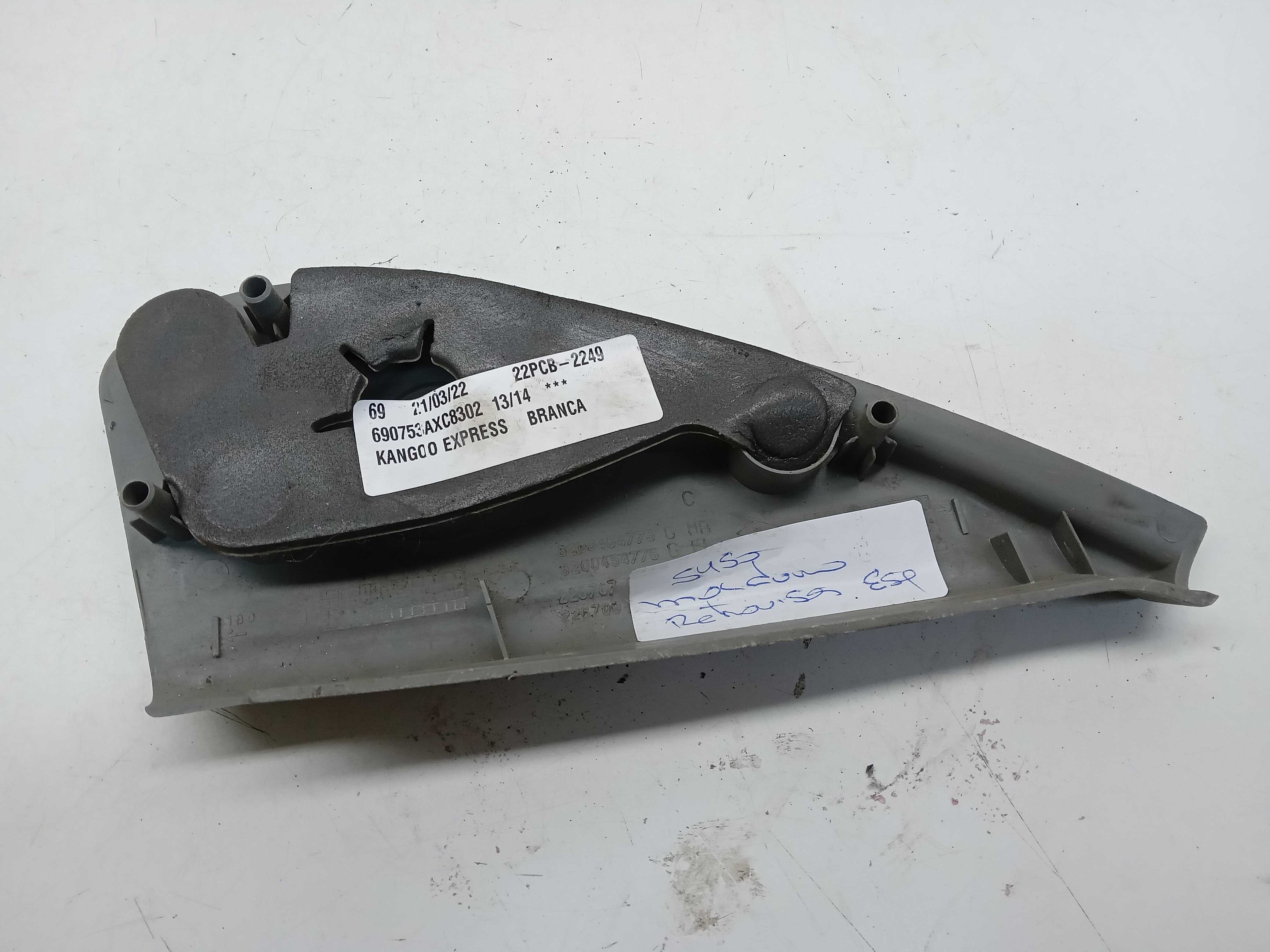 Acabamento interno retrovisor le renault kangoo 2011 2