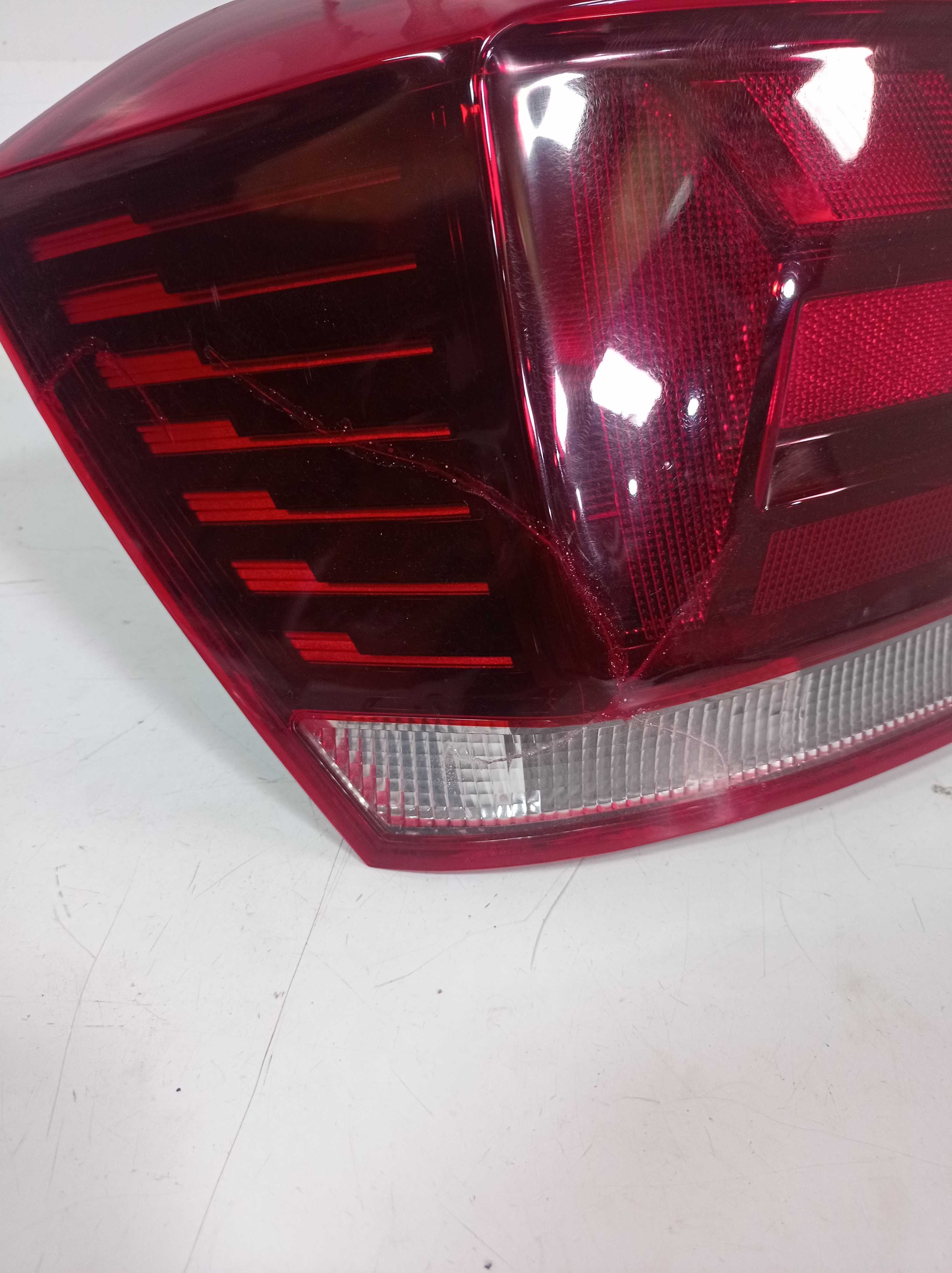 LANTERNA TRASEIRA ESQUERDA VW POLO 2018 RECUPERADA 2