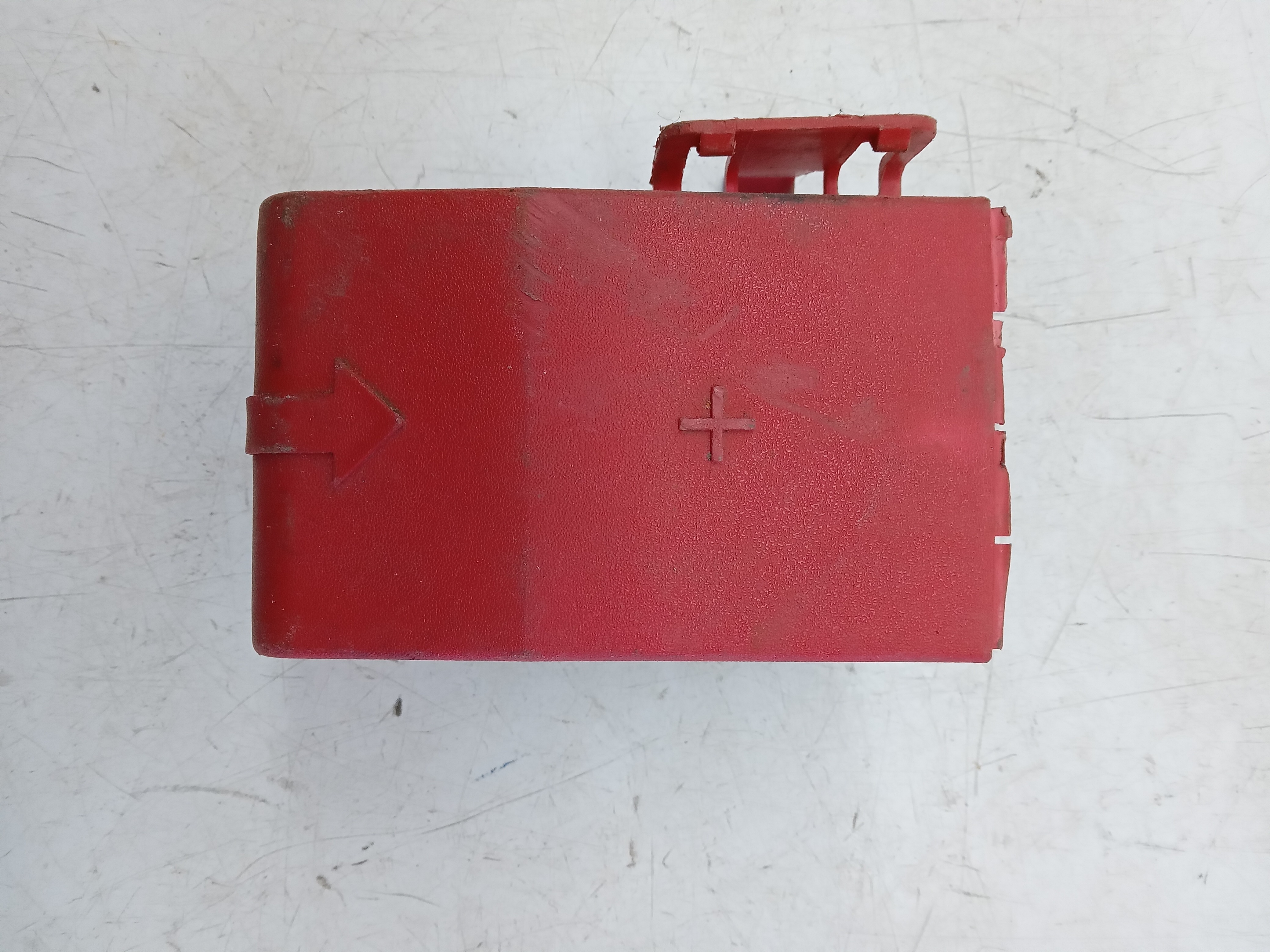 CAPA PROTEÇÃO POLO POSITIVO BATERIA RANGER