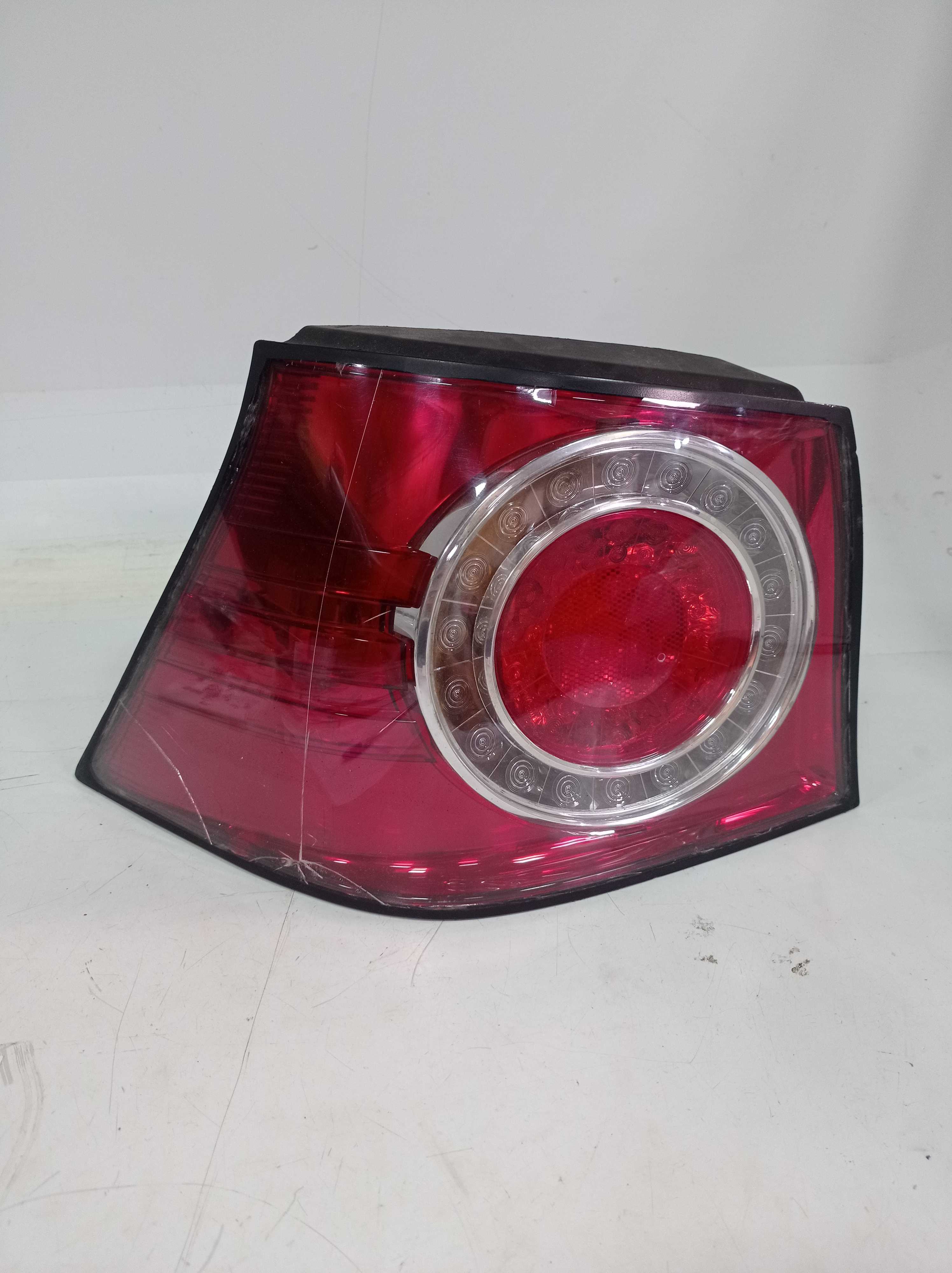 LANTERNA TRASEIRA ESQUERDA VW GOLF 2008 A 2013 RECUPERADA 1