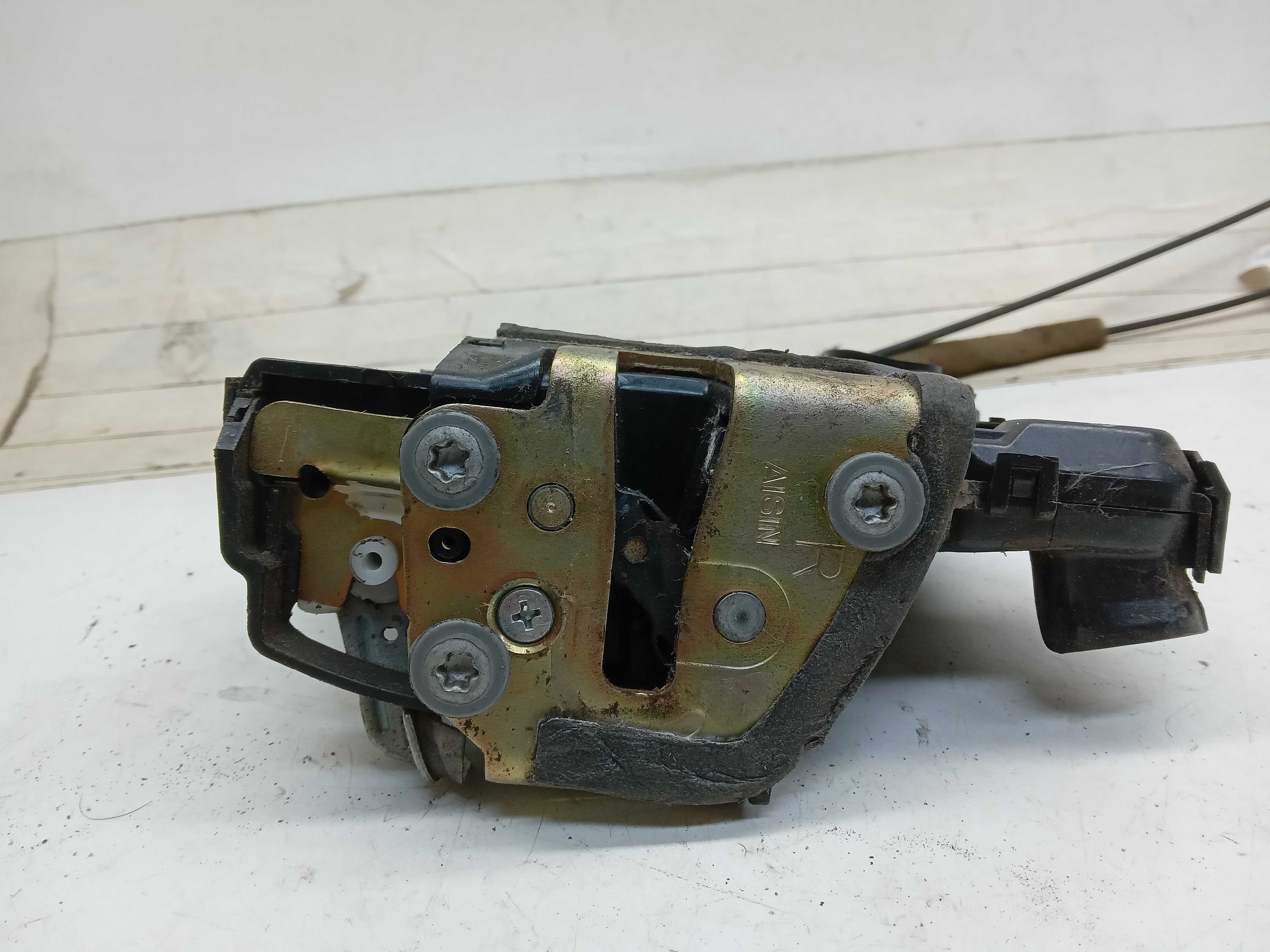 FECHADURA PORTA DIANTEIRA LD TOYOTA COROLLA XEI 2005