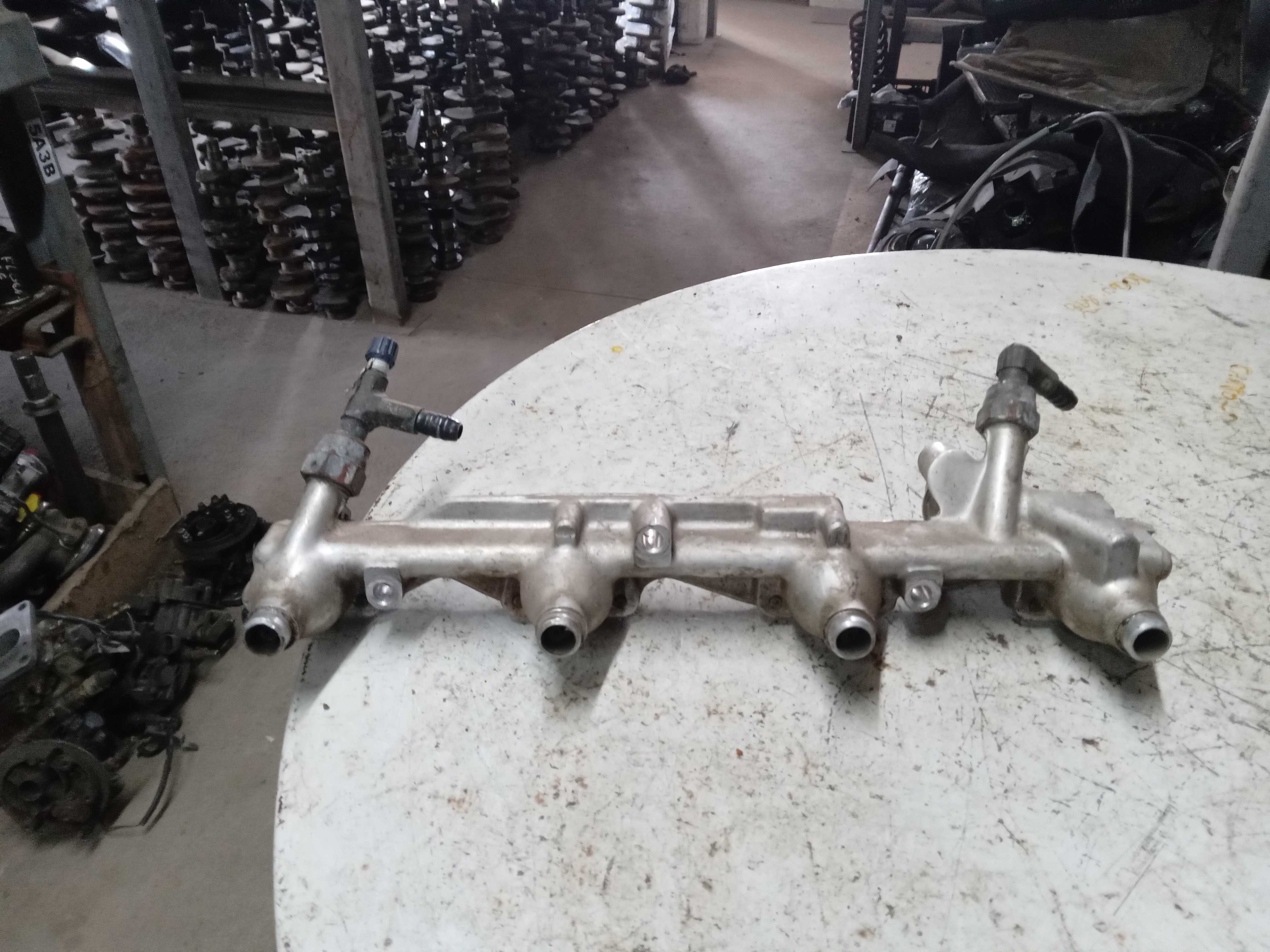 FLAUTA BICO INJEÇÃO FORD ESCORT OU FORD MONDEO 20 16V 1