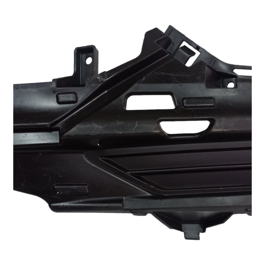 Moldura Acabamento Esquerdo Parachoque Dianteiro Xc60 22 23 2