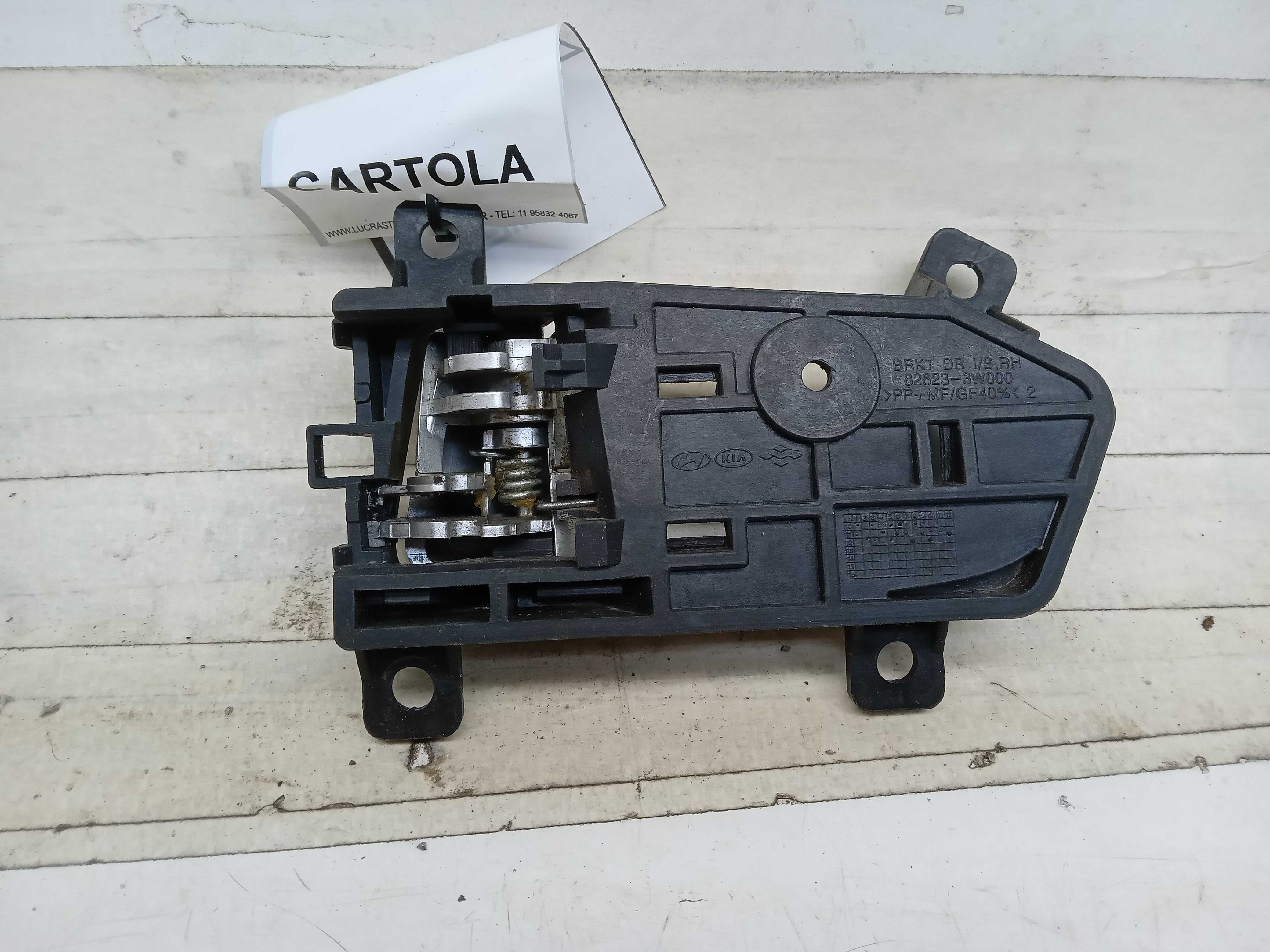MAÇANETA INTERNA PORTA TRASEIRA LD KIA SPORTAGE 2013 2