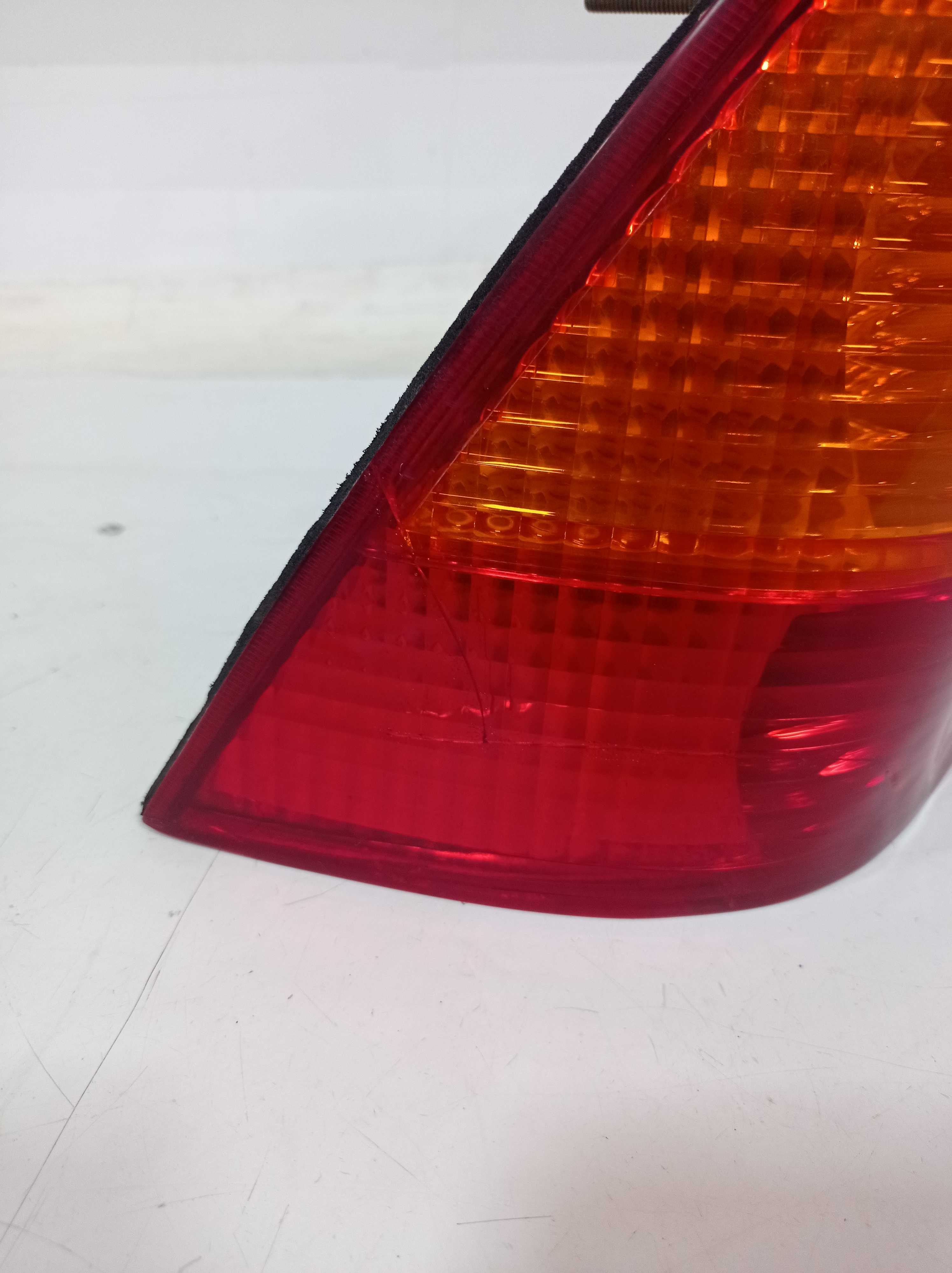 LANTERNA TRASEIRA ESQUERDA FORD FOCUS SEDAN 2004 RECUPERADA 3