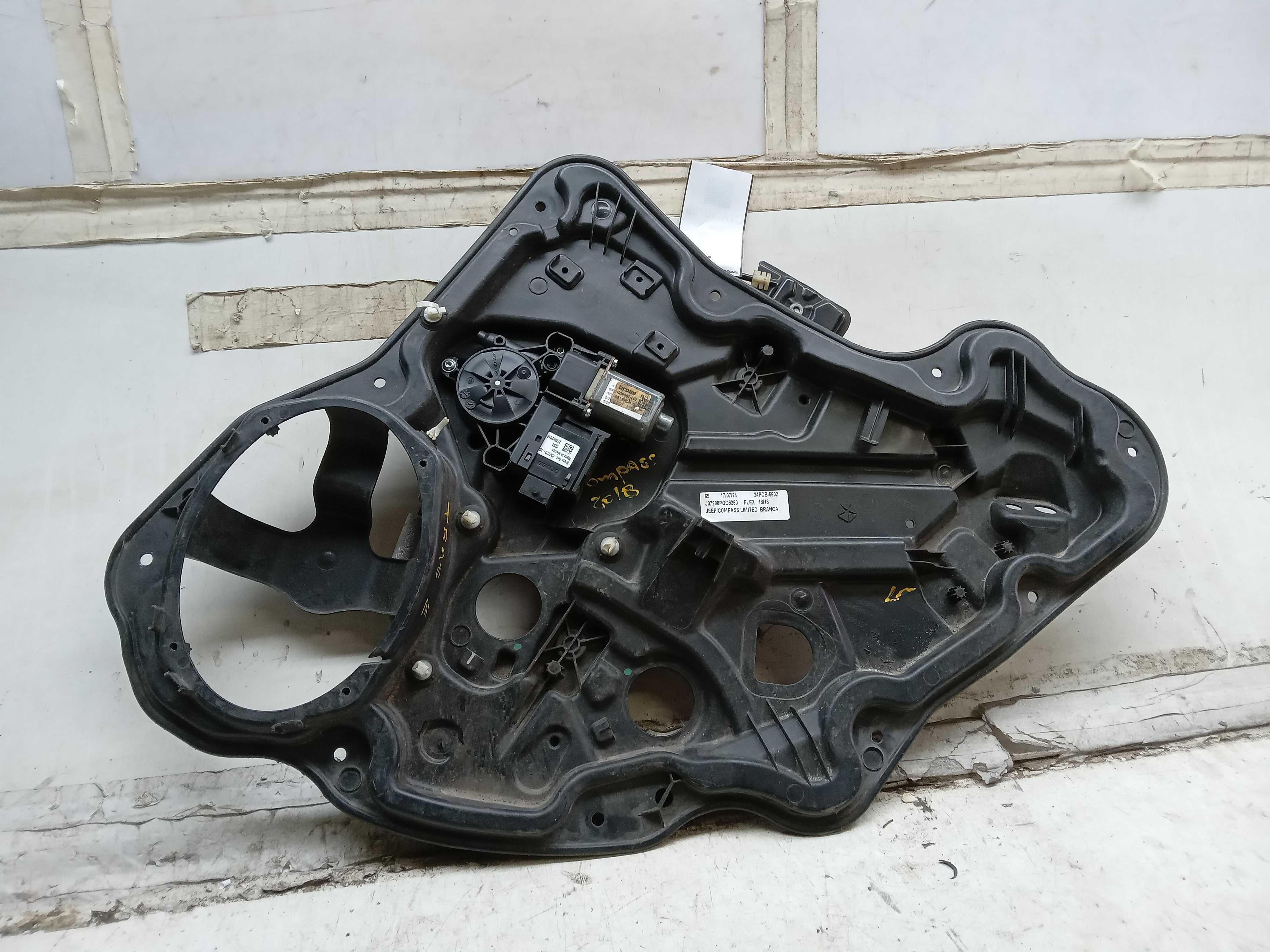 MAQUINA VIDRO TRASEIRA LE JEEP COMPASS 2018/2023 2