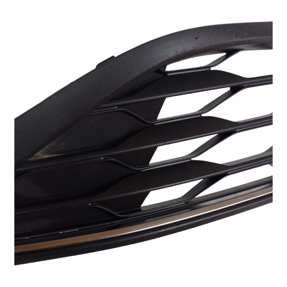 Grade Inferior Parachoque Vw Nivus 2023 2024 Com Detalhe 4