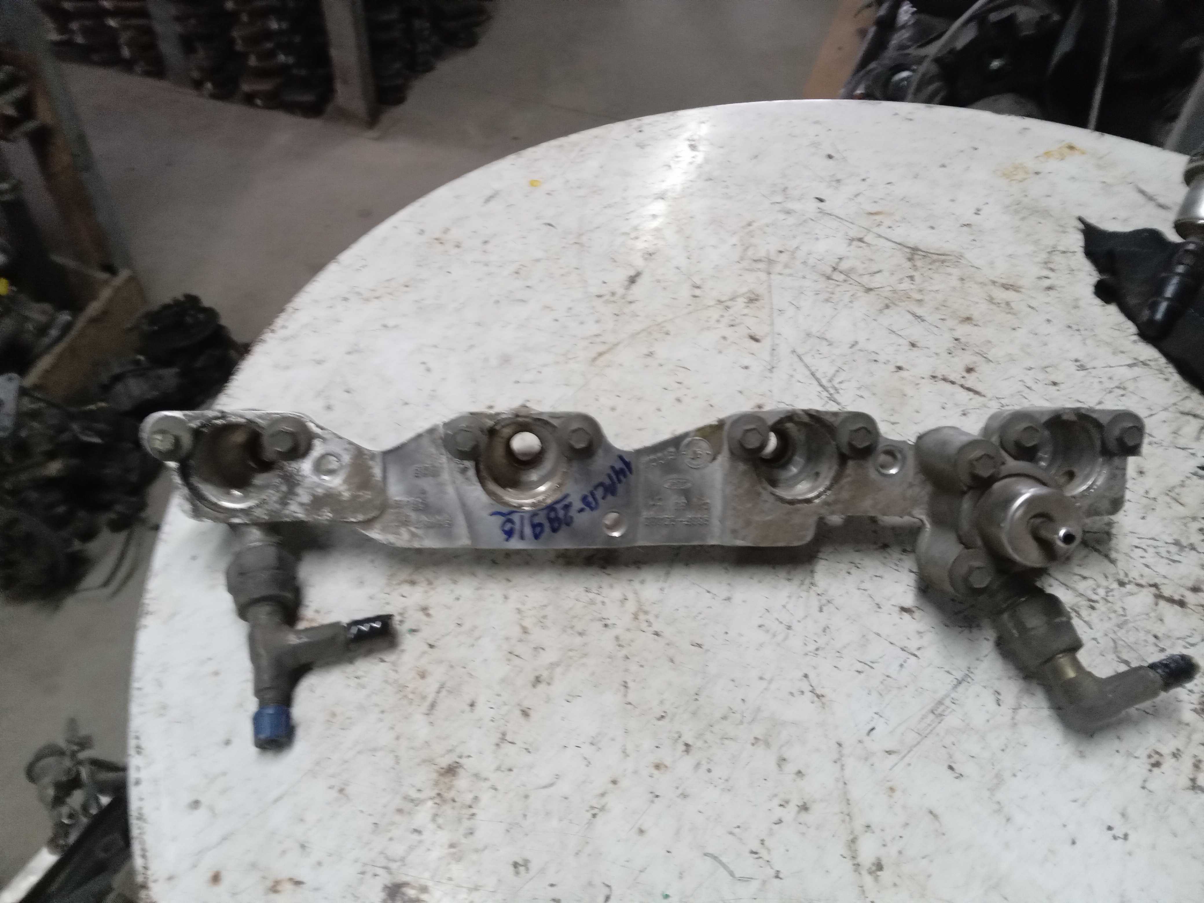 FLAUTA BICO INJEÇÃO FORD ESCORT OU FORD MONDEO 20 16V 1