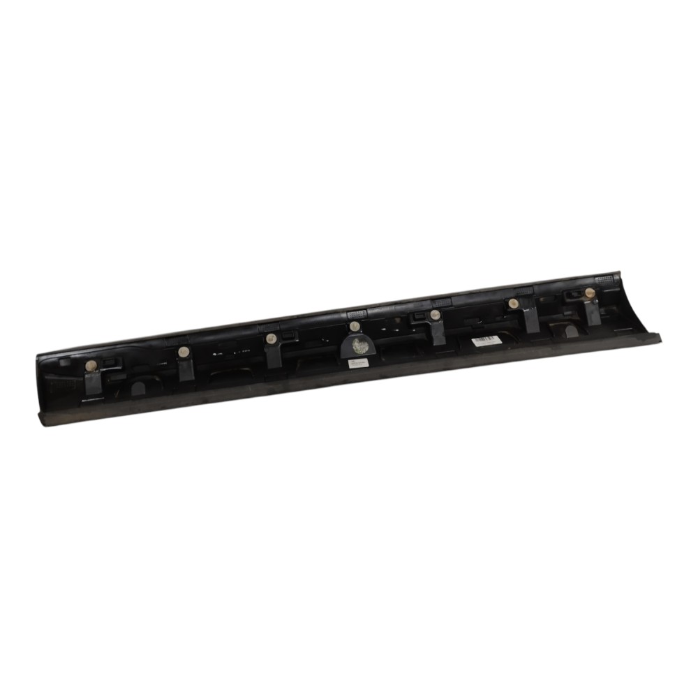 Friso Moldura Porta Dianteira Direita Volvo Xc60 2021 T8 Pérola 3