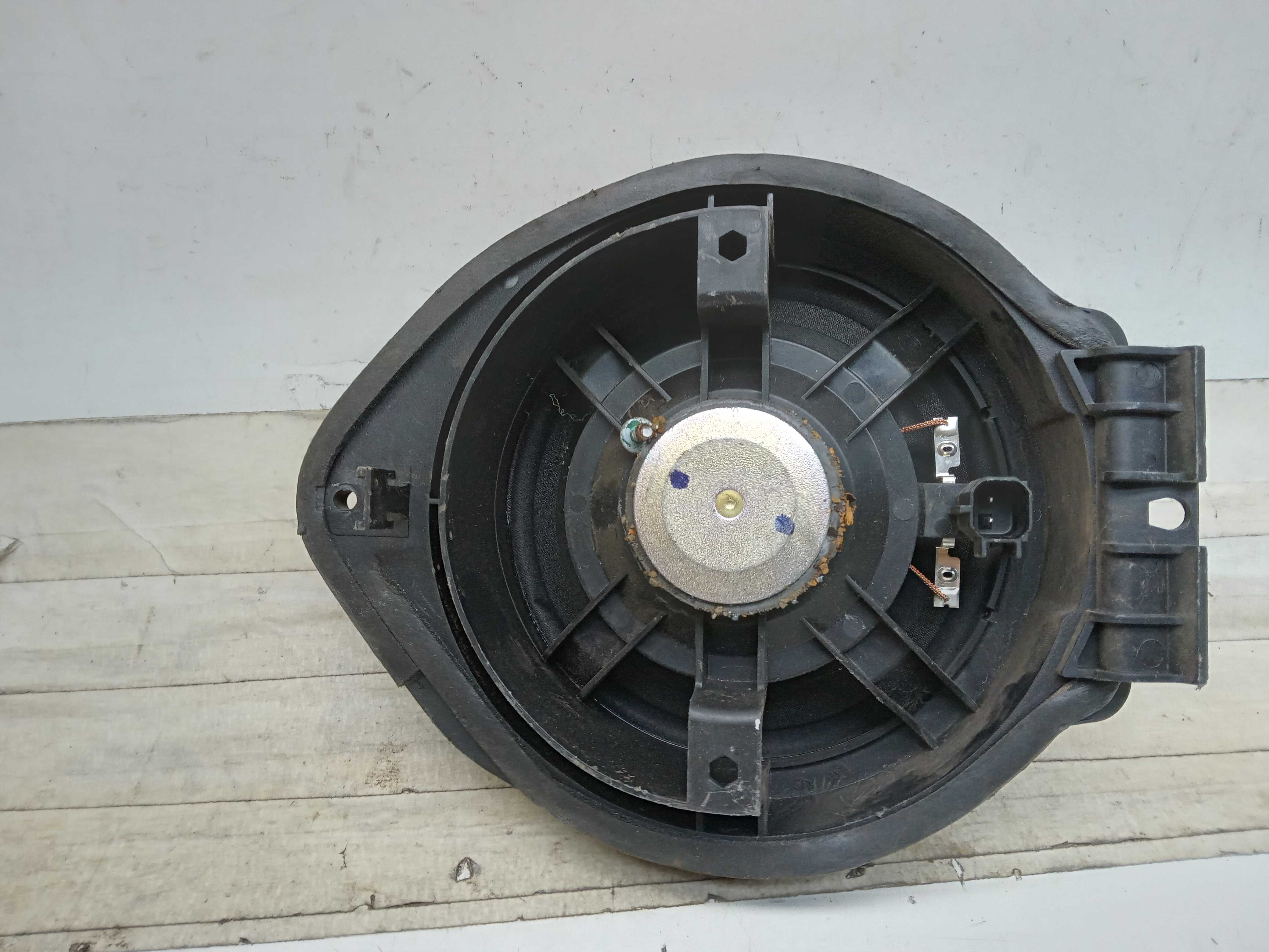 ALTO FALANTE PORTA GM ONIX 2020 2