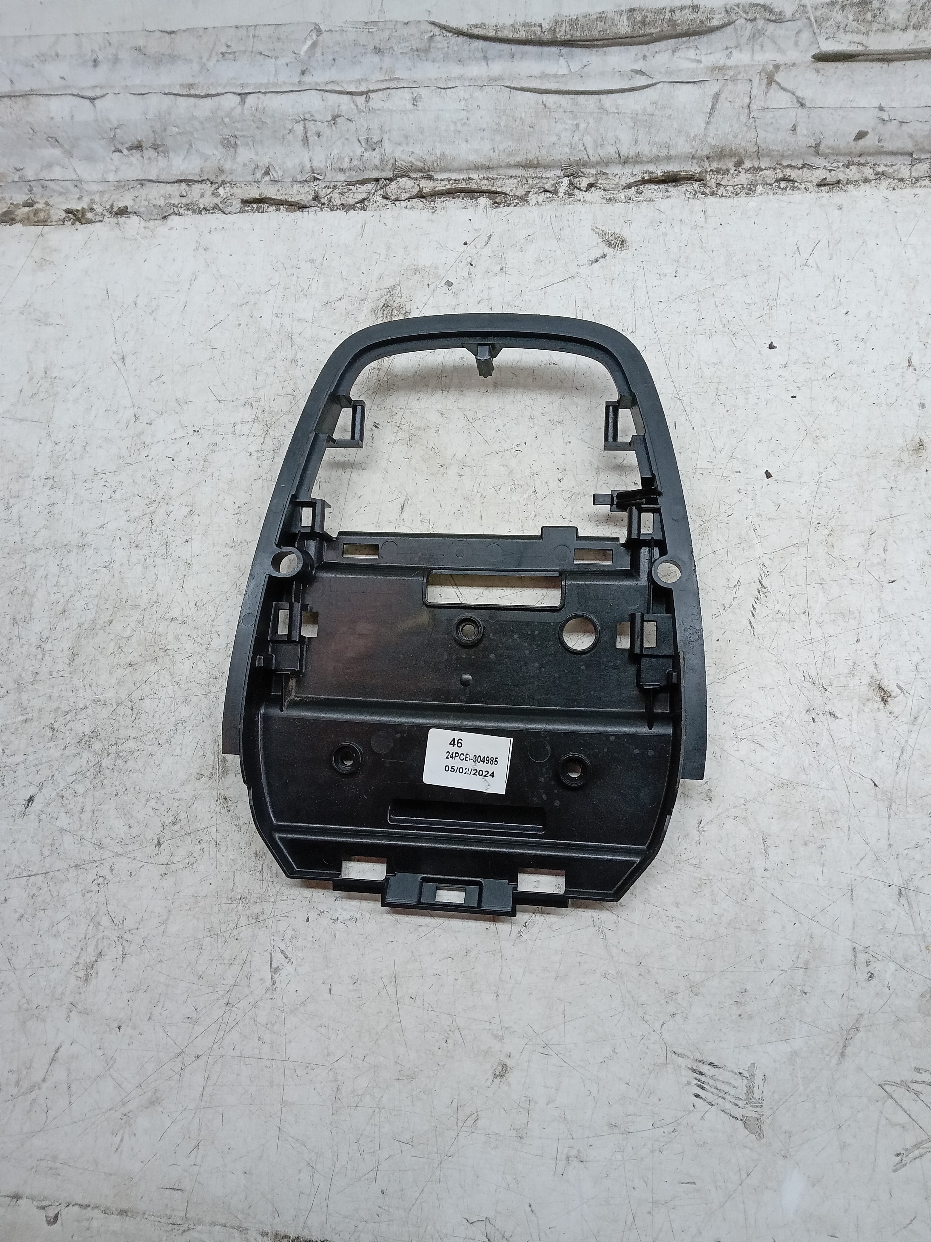 MOLDURA ACABAMENTO LUZ TETO VOLVO V60 2023 2