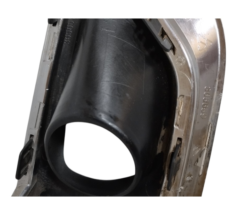 Moldura Grade Farol Milha Esquerda Jeep Cherokee 2015 4