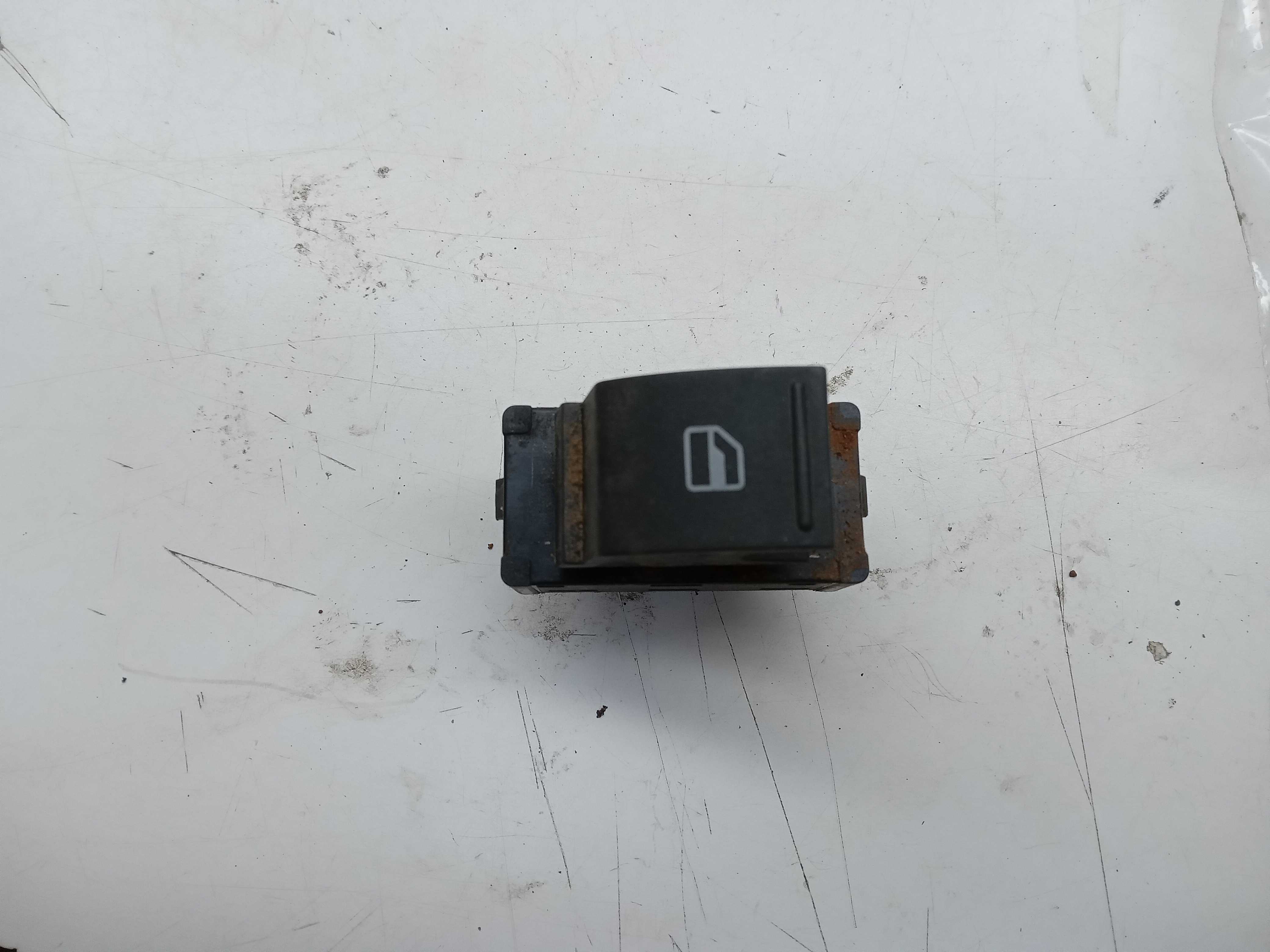 COMANDO BOTAO VIDRO DIANTEIRO LD VW UP CROSS 2017 1