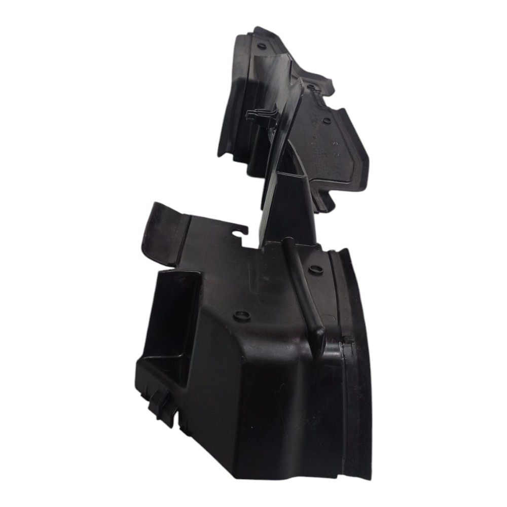 Defletor Esquerdo Radiador Ford Focus 2019 4