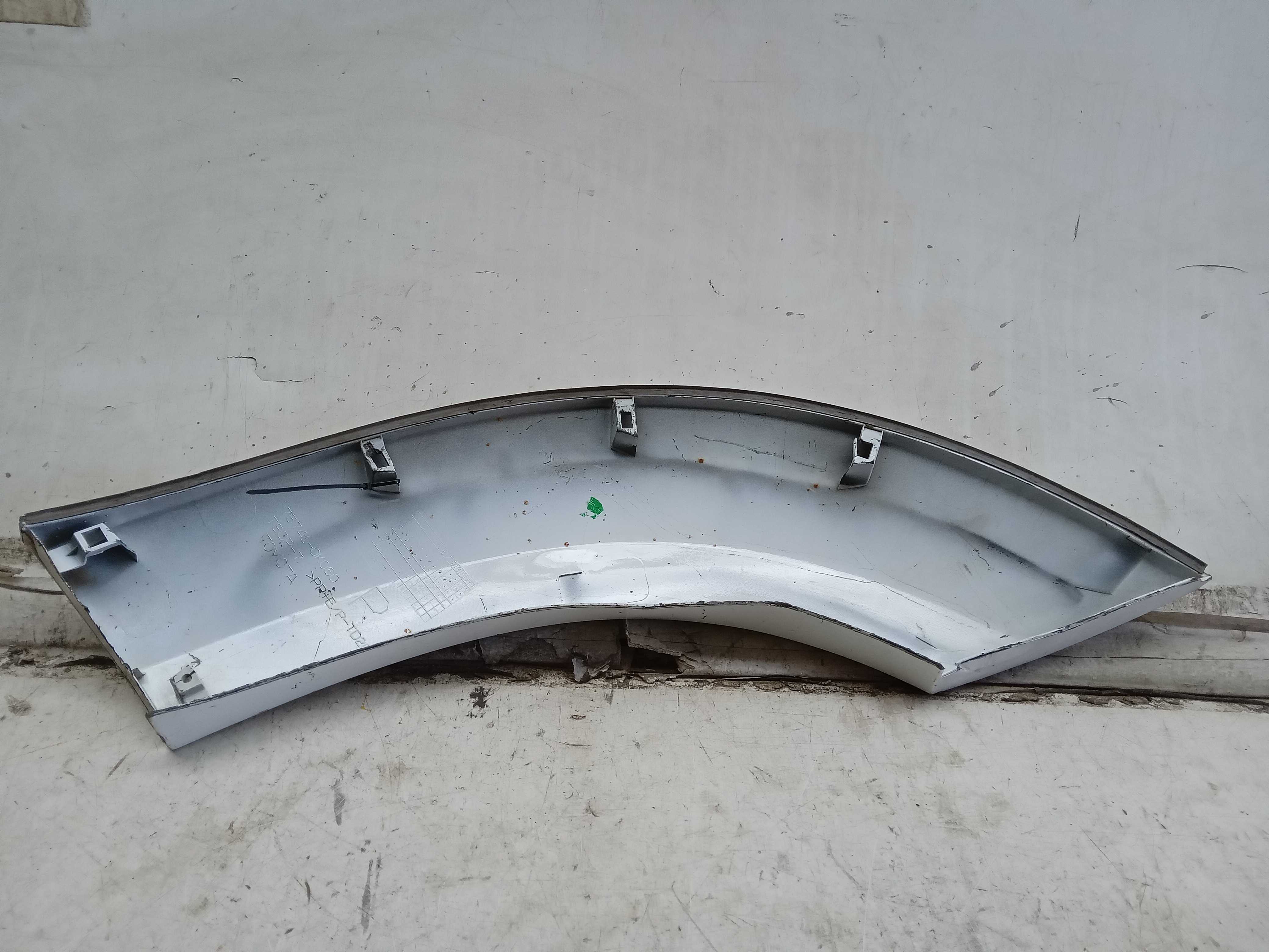 ACABAMENTO MOLDURA PARALAMA TRASEIRO LD TOYOTA HILUX 2014 1