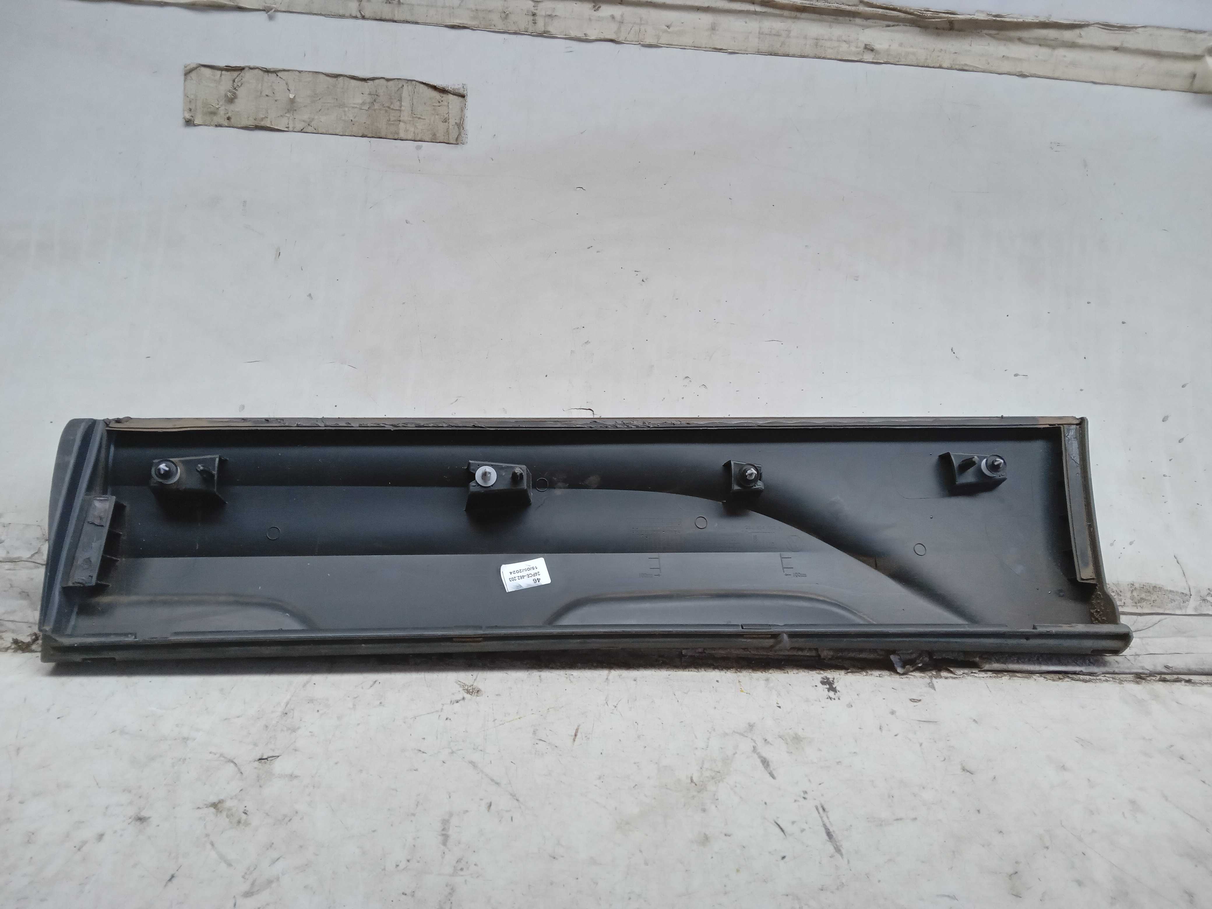 MOLDURA FRISO PORTA TRASEIRA LD VW TAOS 2022 2
