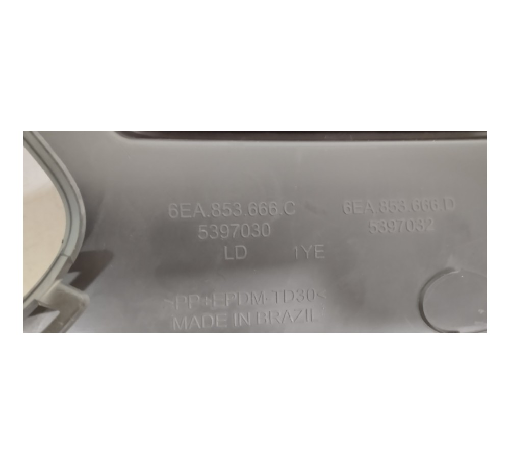 Moldura Farol De Milha Direito Novo Polo Original 2