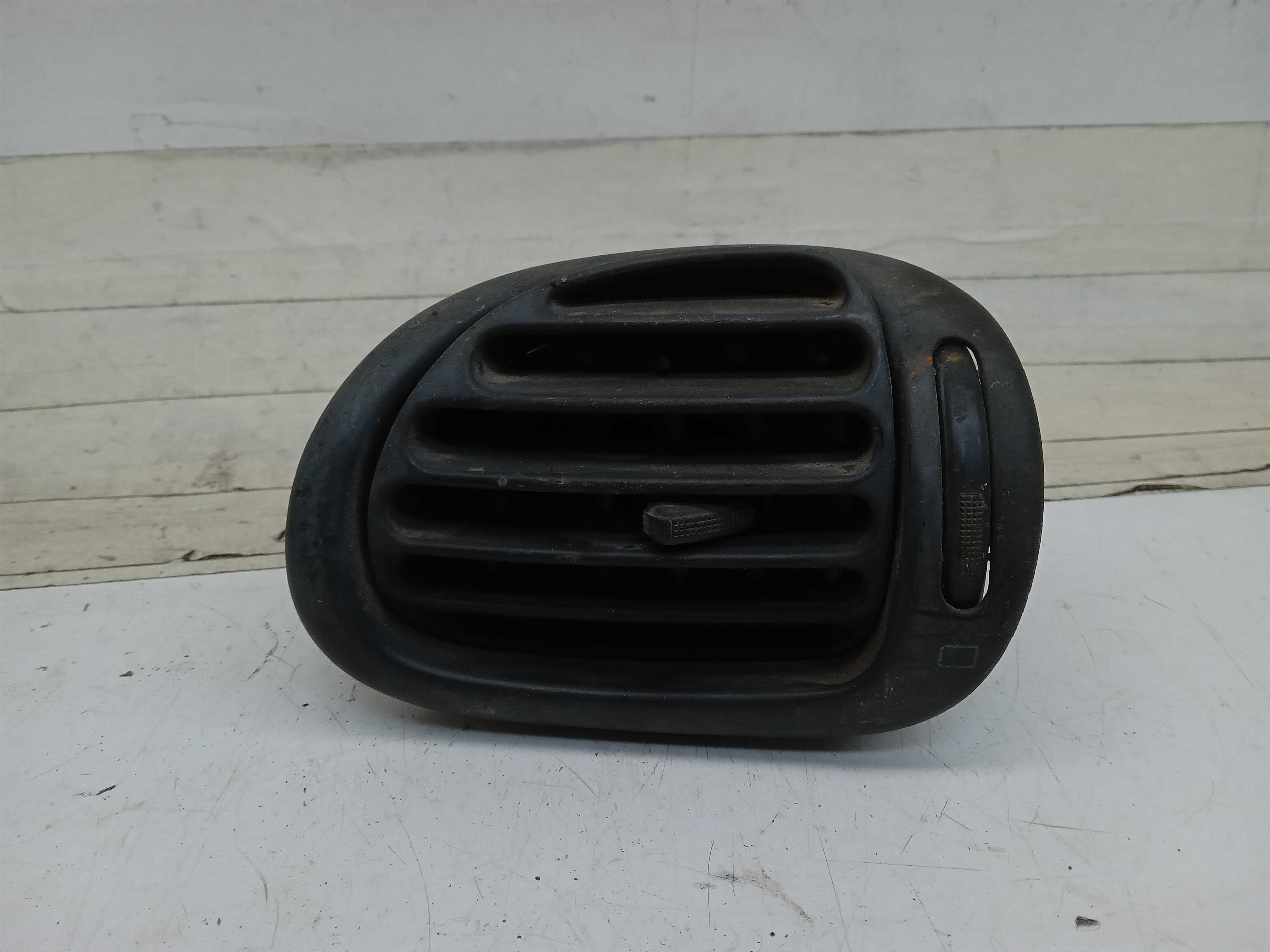 DIFUSOR AR PAINEL LD PEUGEOT 206 2000 2