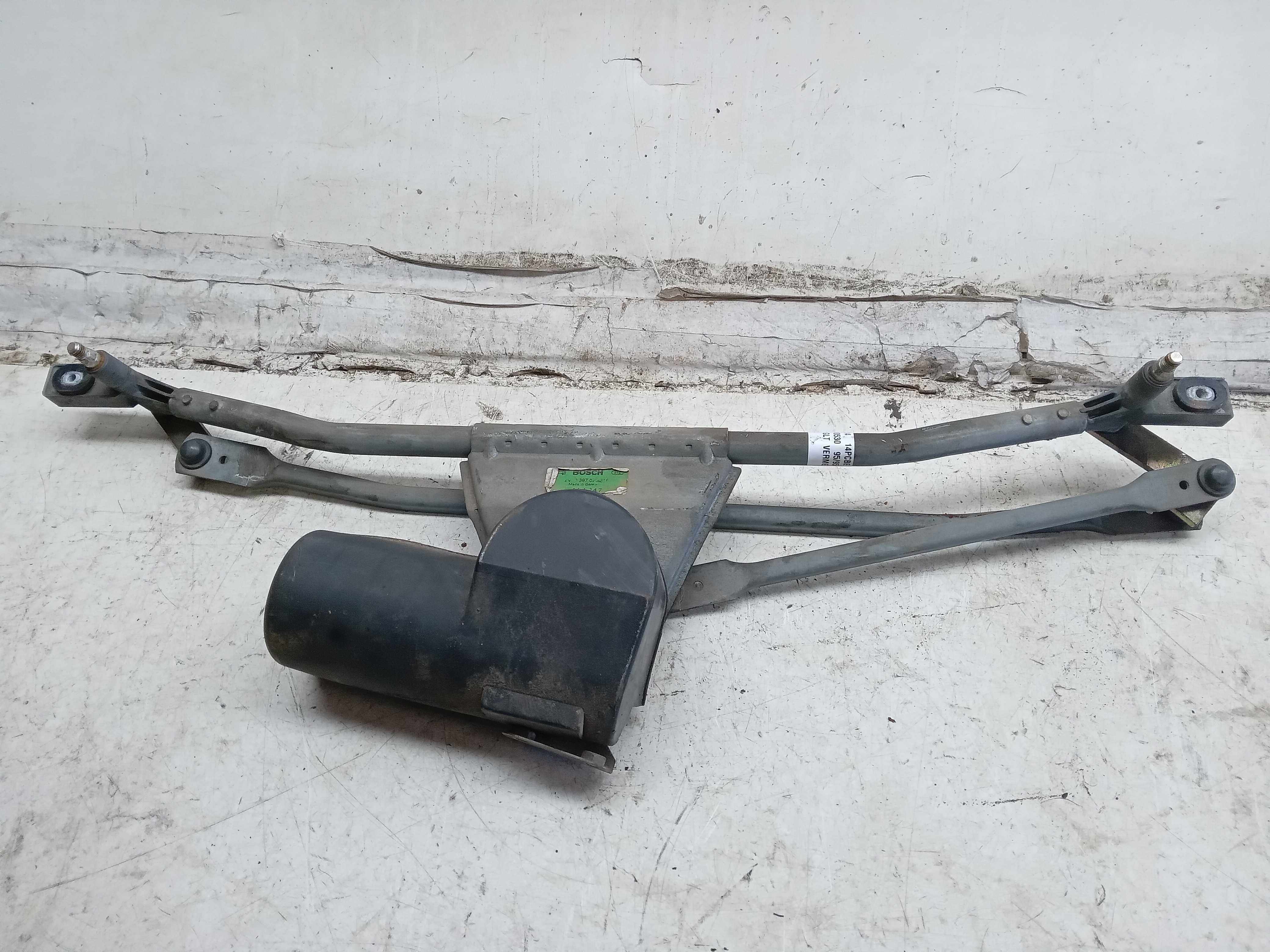 GALHADA LIMPADOR PARABRISA LE VOLVO 460 1995